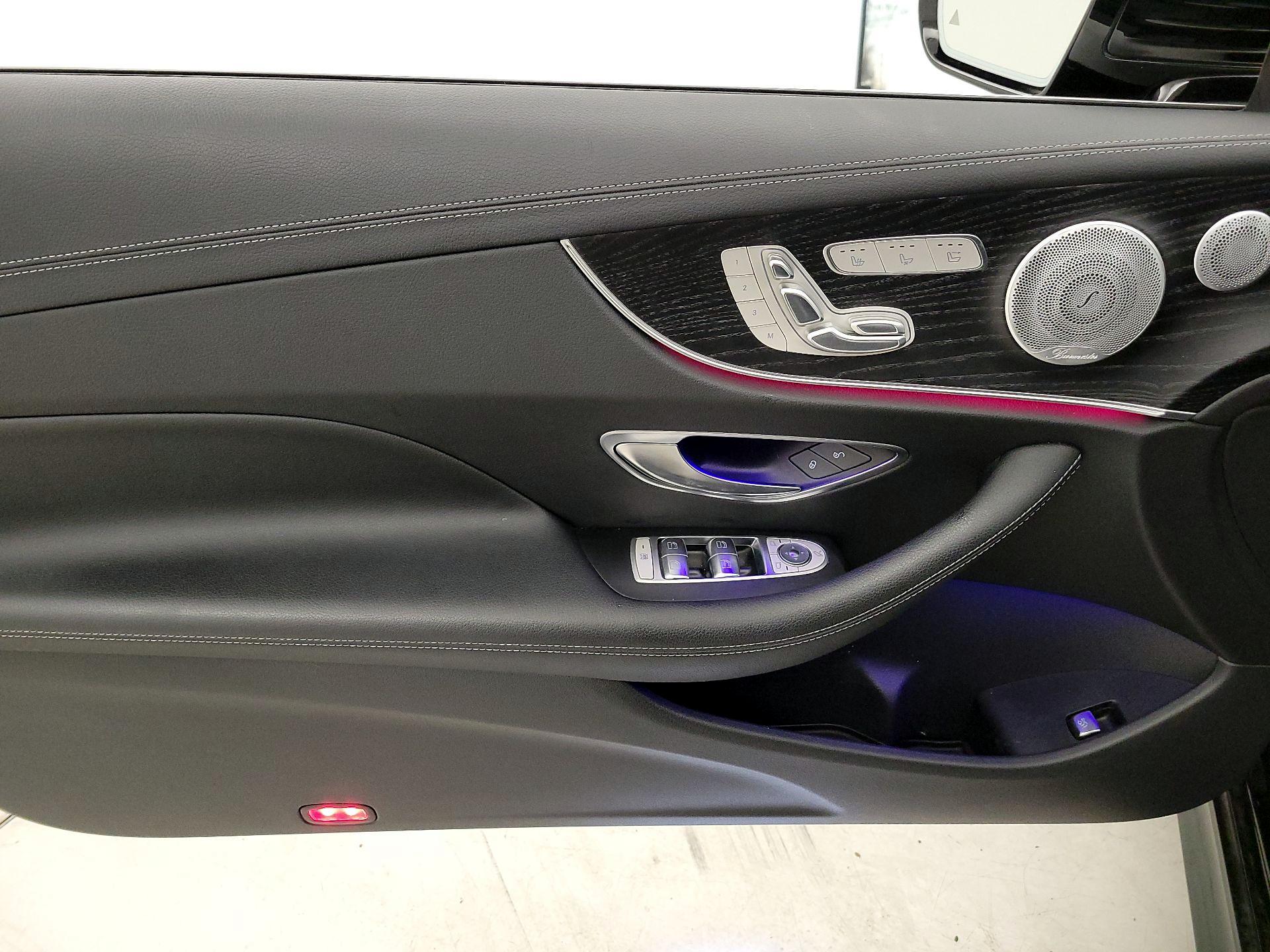 Thumbnail: 2020 Mercedes-Benz E-Class - 12