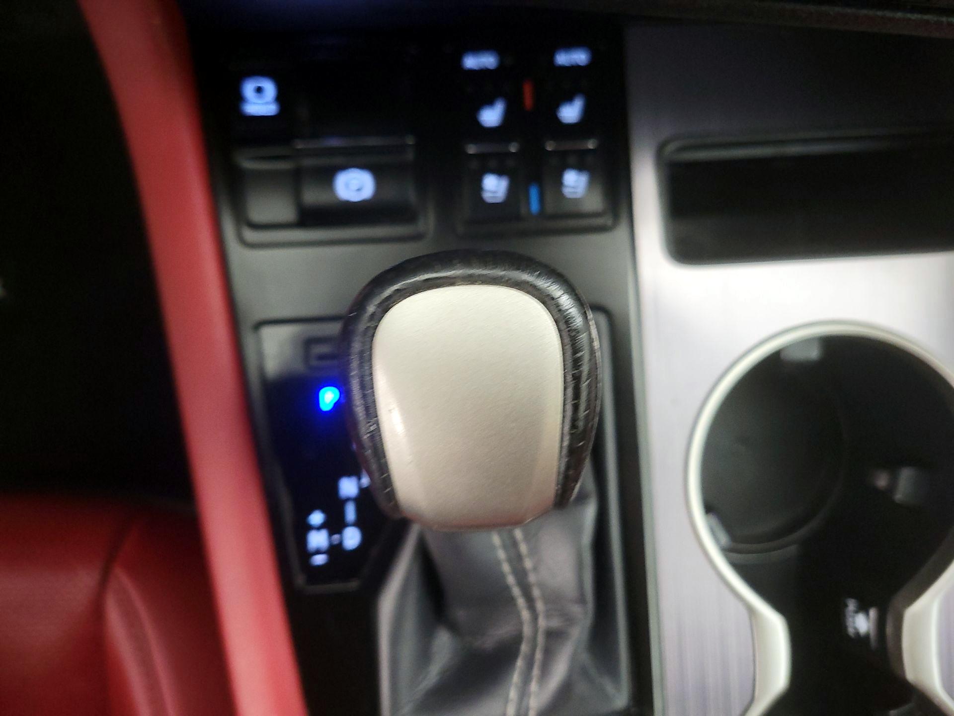 Thumbnail: 2022 Lexus RX - 17