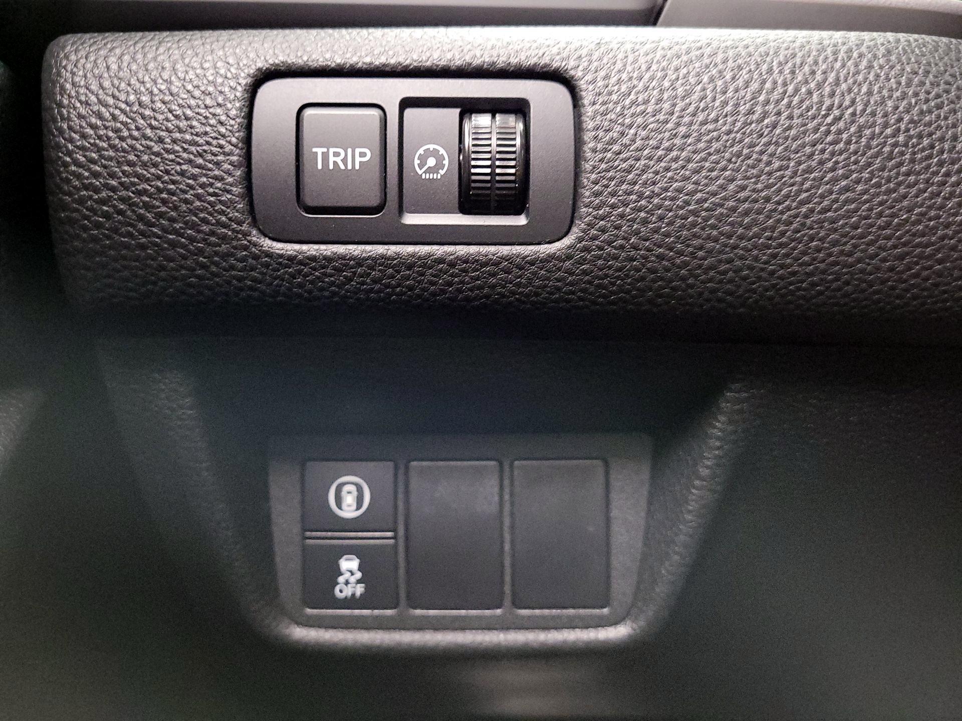 Thumbnail: 2019 Honda Accord - 13