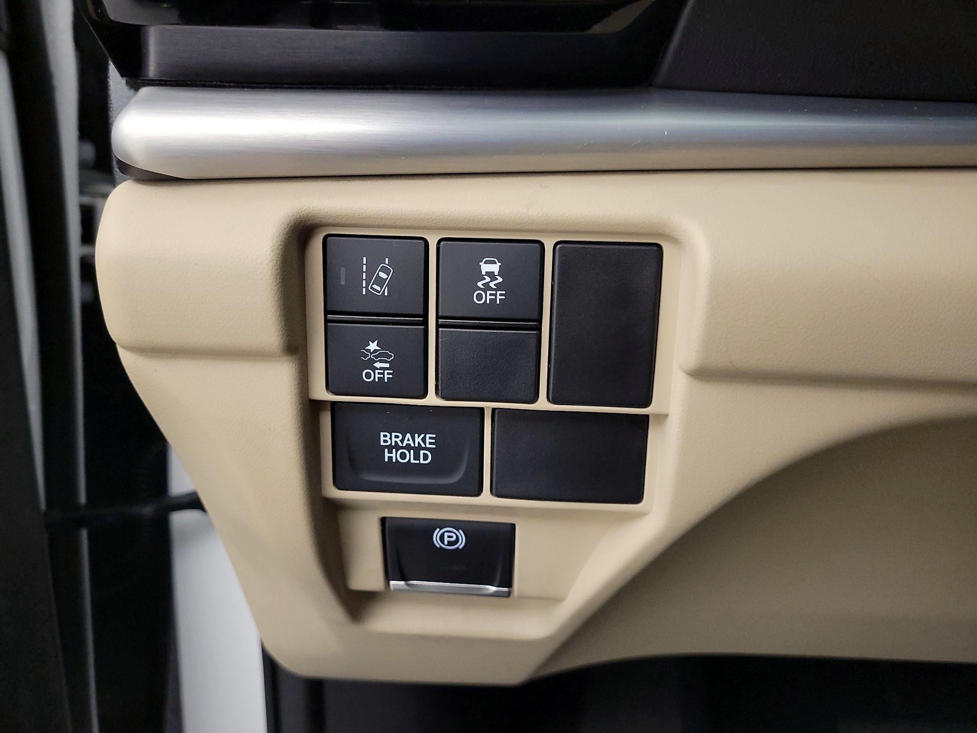 Thumbnail: 2021 Acura RDX - 13