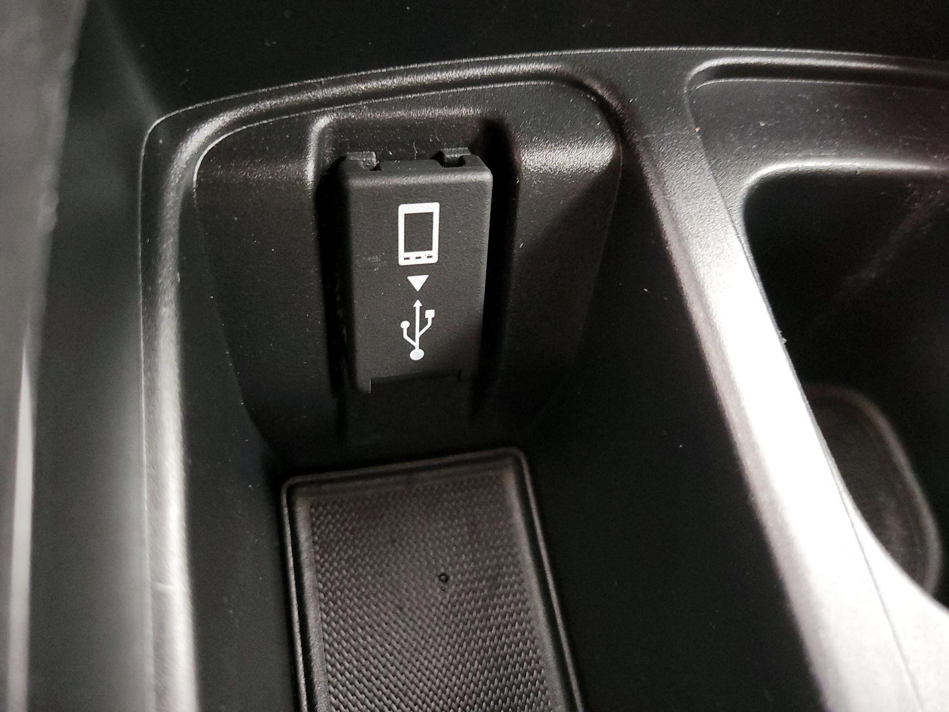 Thumbnail: 2021 Acura RDX - 18