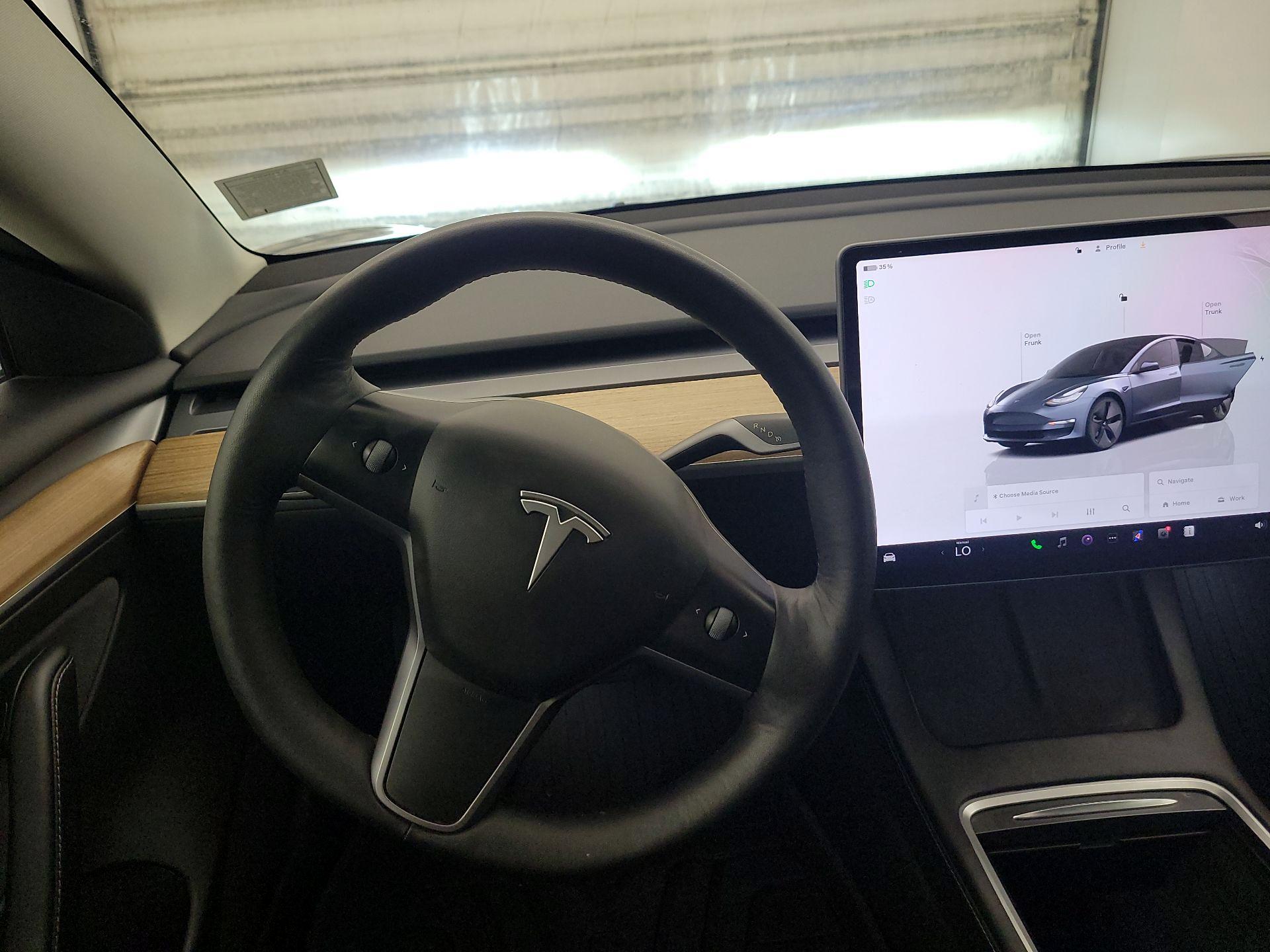 Thumbnail: 2022 Tesla Model 3 - 10