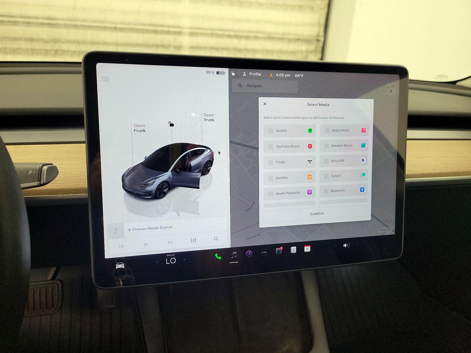 Thumbnail: 2022 Tesla Model 3 - 15
