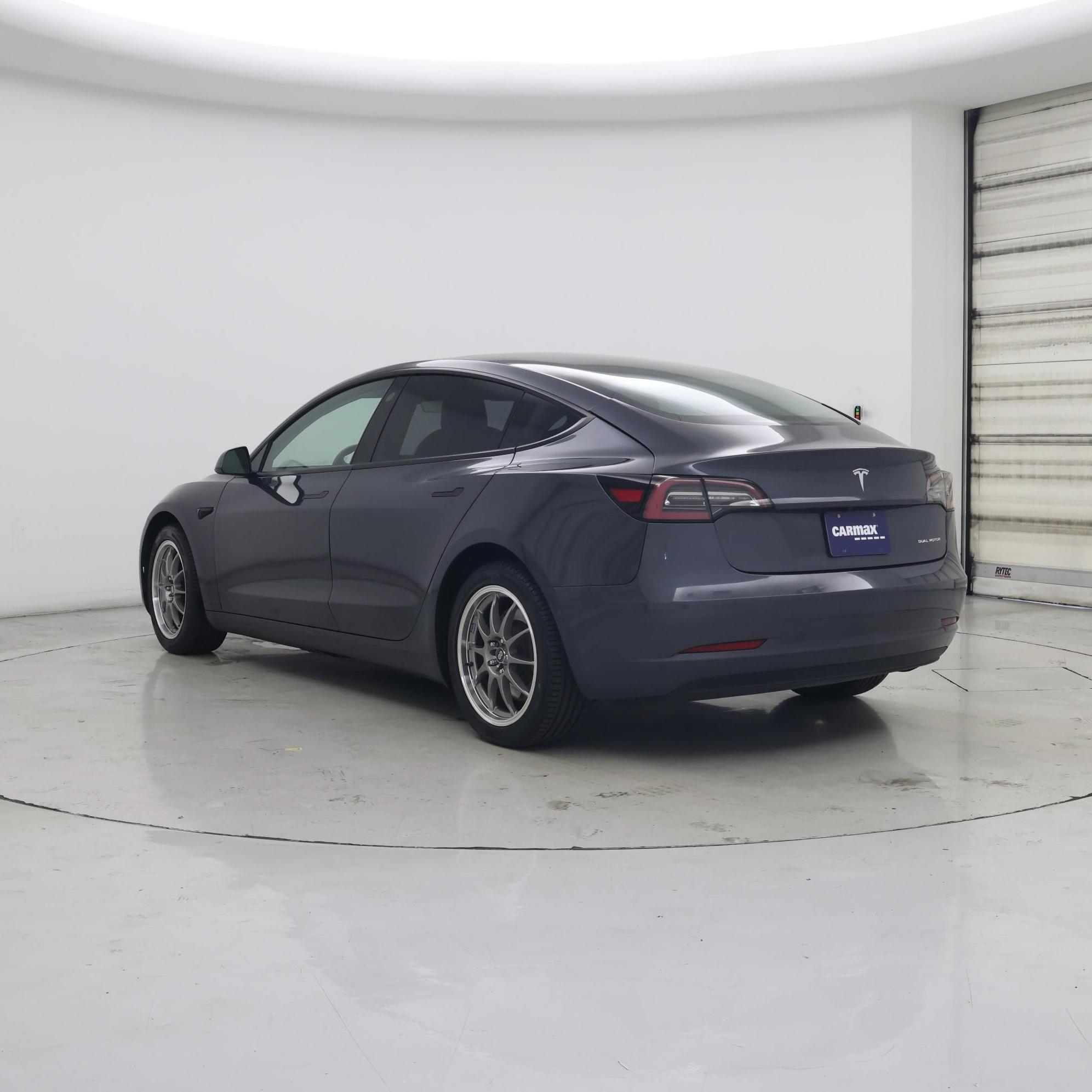 Thumbnail: 2022 Tesla Model 3 - 2