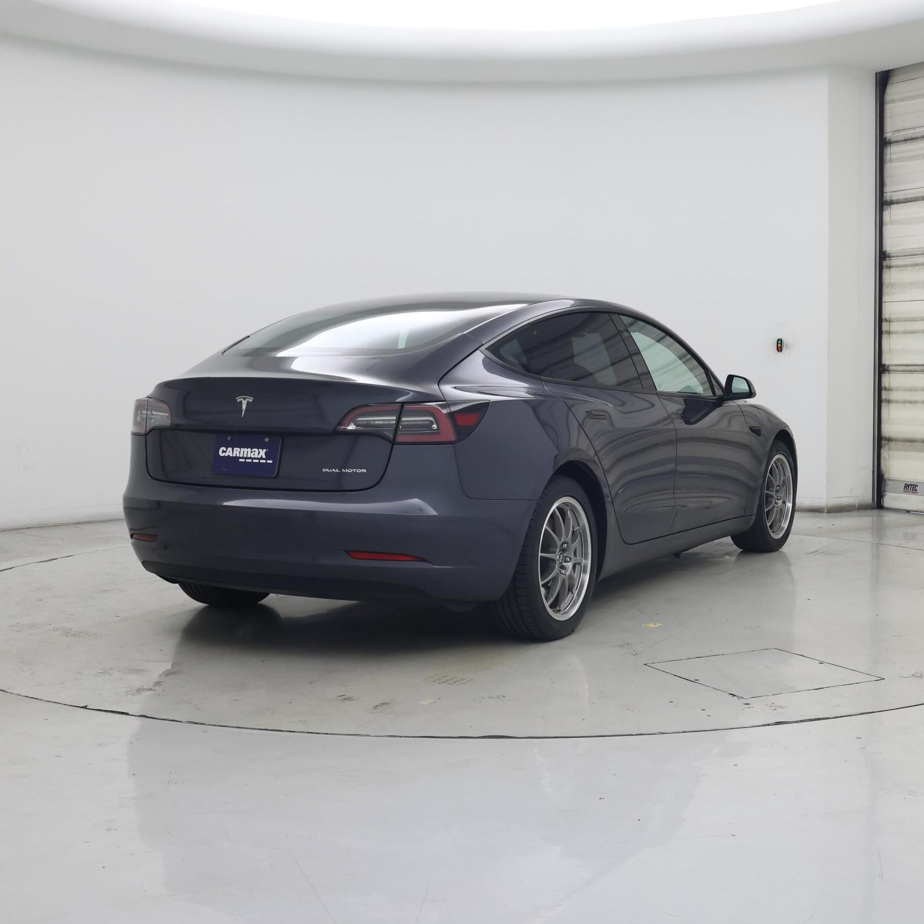 Thumbnail: 2022 Tesla Model 3 - 8