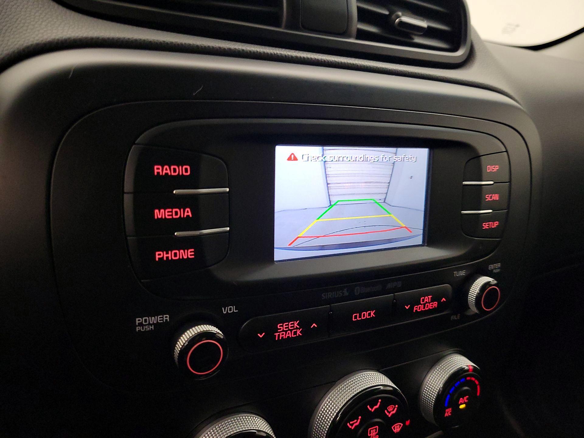 Thumbnail: 2016 Kia Soul - 13