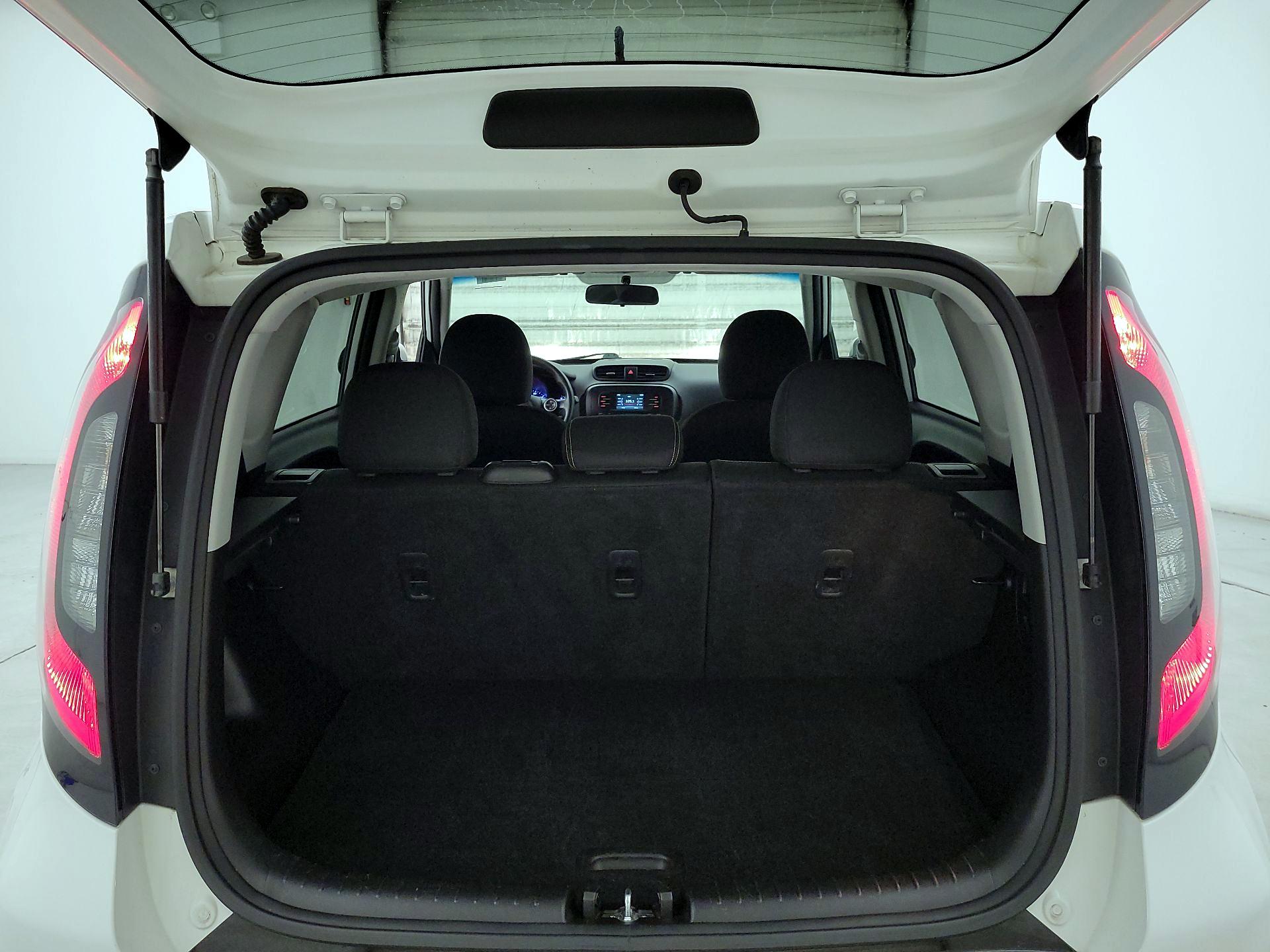 Thumbnail: 2016 Kia Soul - 19