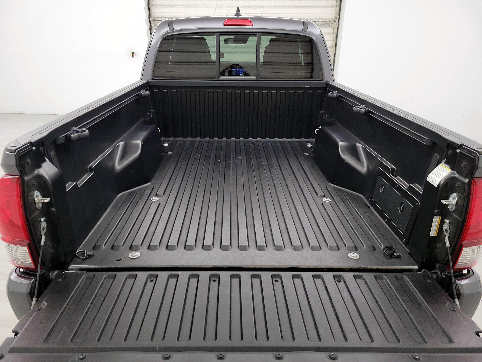 Thumbnail: 2023 Toyota Tacoma - 18