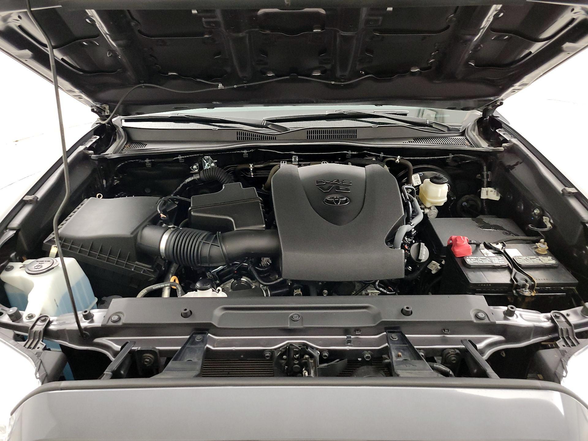 Thumbnail: 2023 Toyota Tacoma - 19