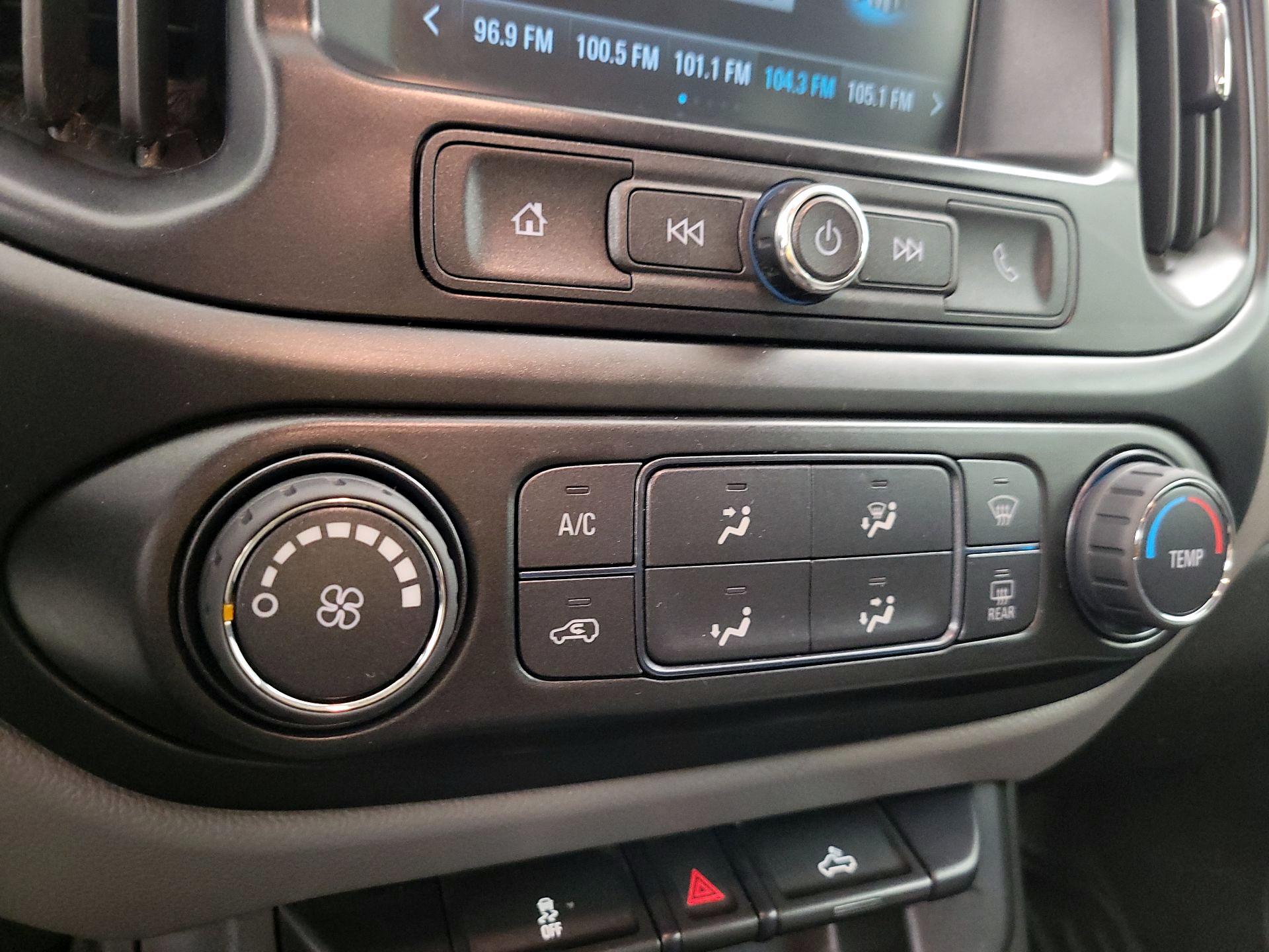 Thumbnail: 2018 Chevrolet Colorado - 15