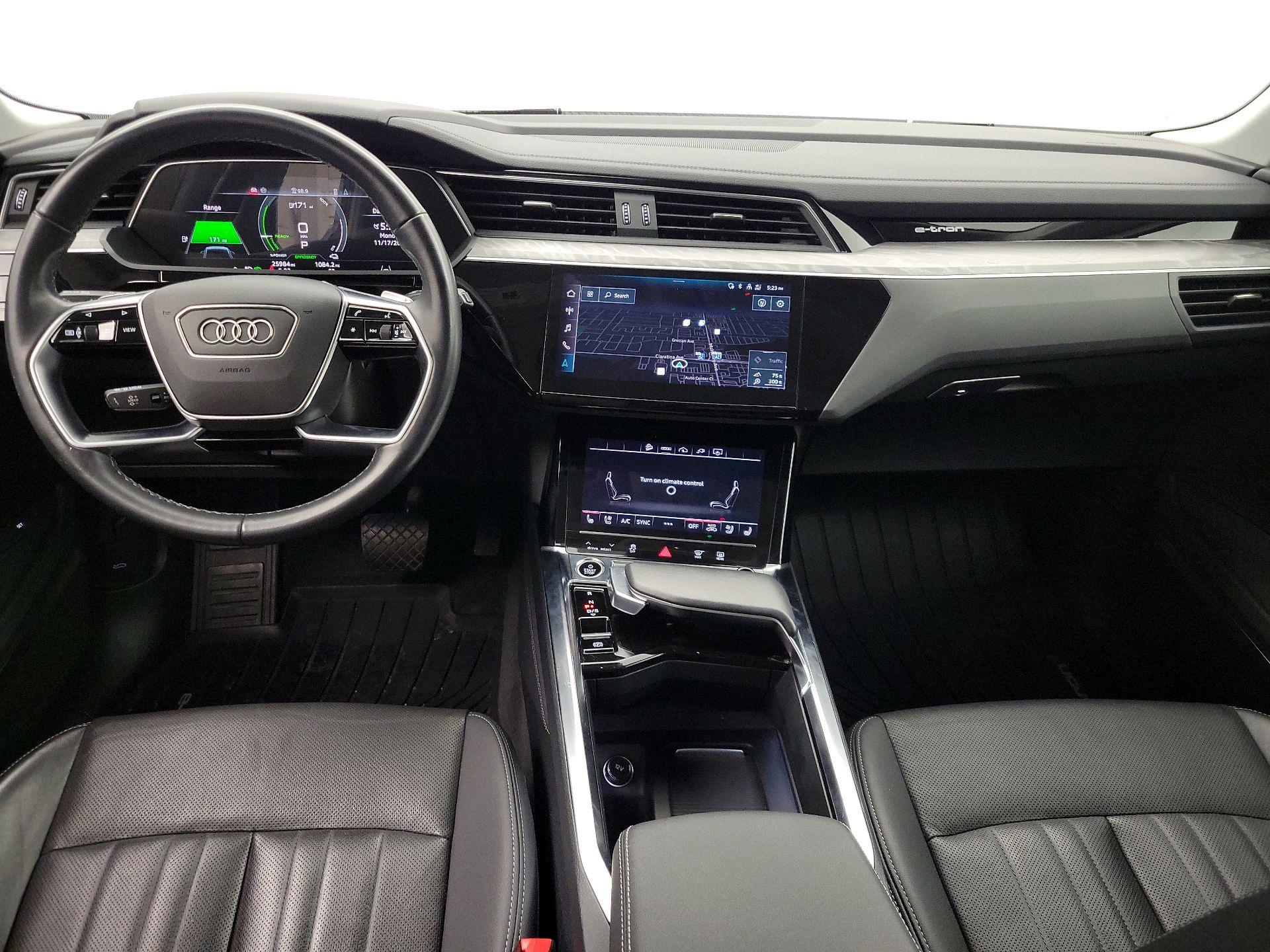 Thumbnail: 2024 Audi Q8 e-tron - 9