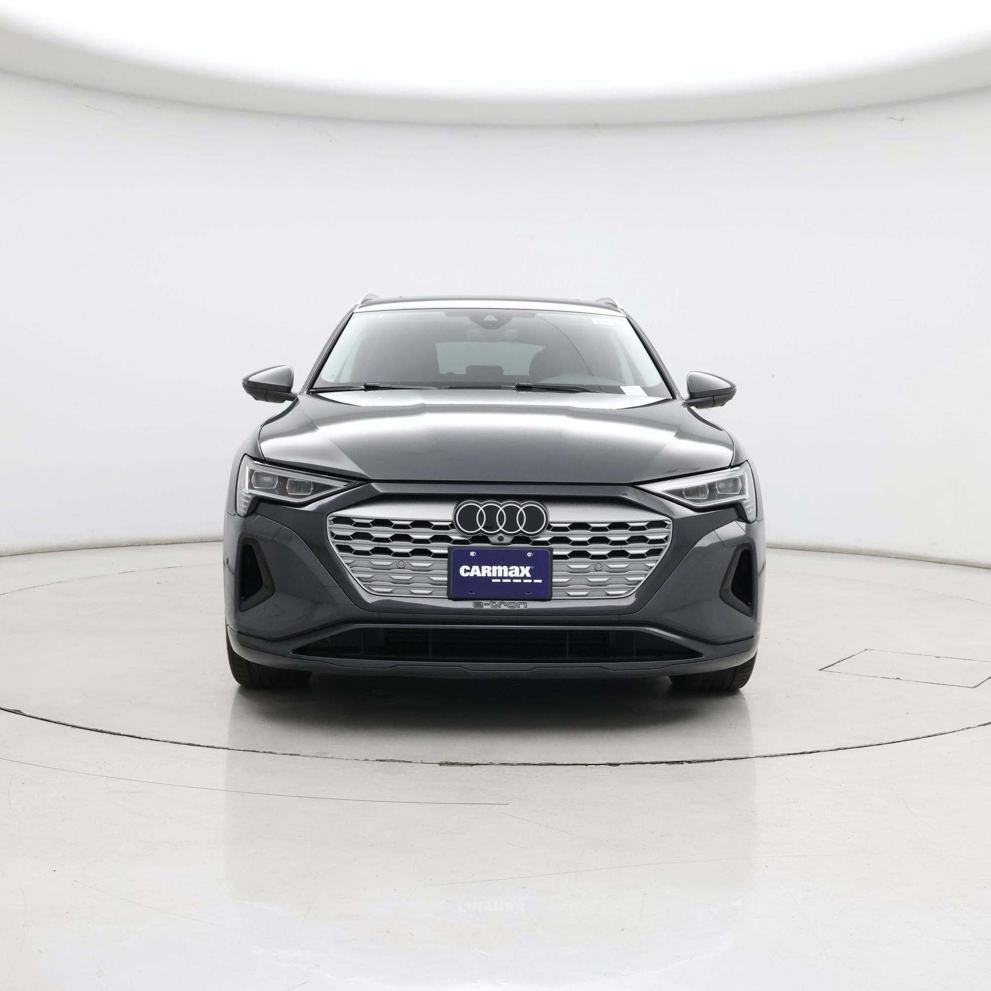 Thumbnail: 2024 Audi Q8 e-tron - 5