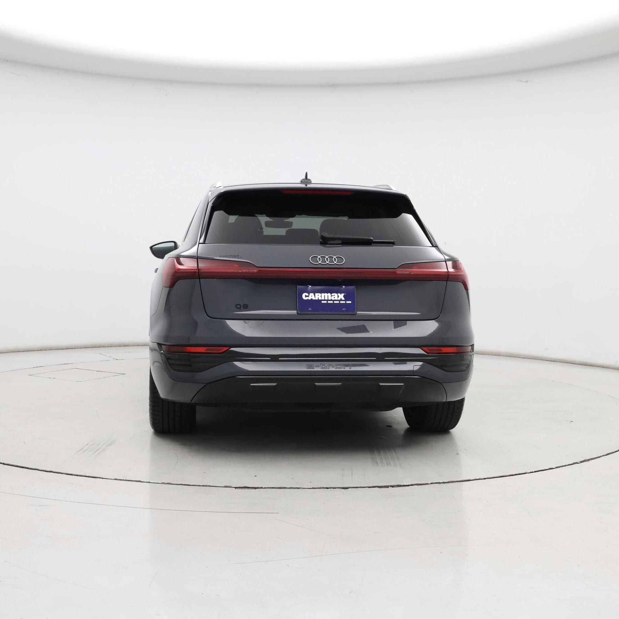 Thumbnail: 2024 Audi Q8 e-tron - 6