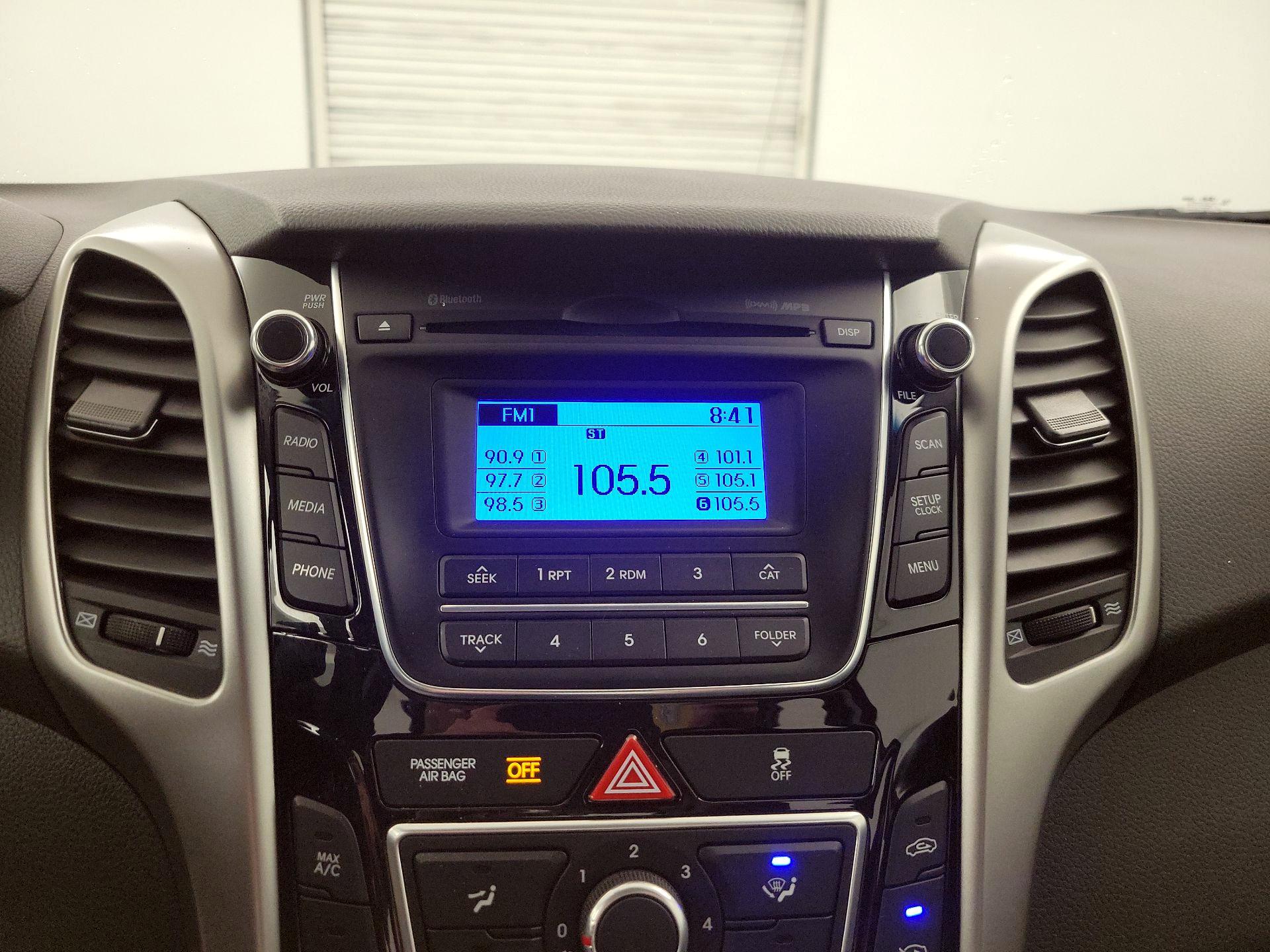 Thumbnail: 2016 Hyundai Elantra - 14