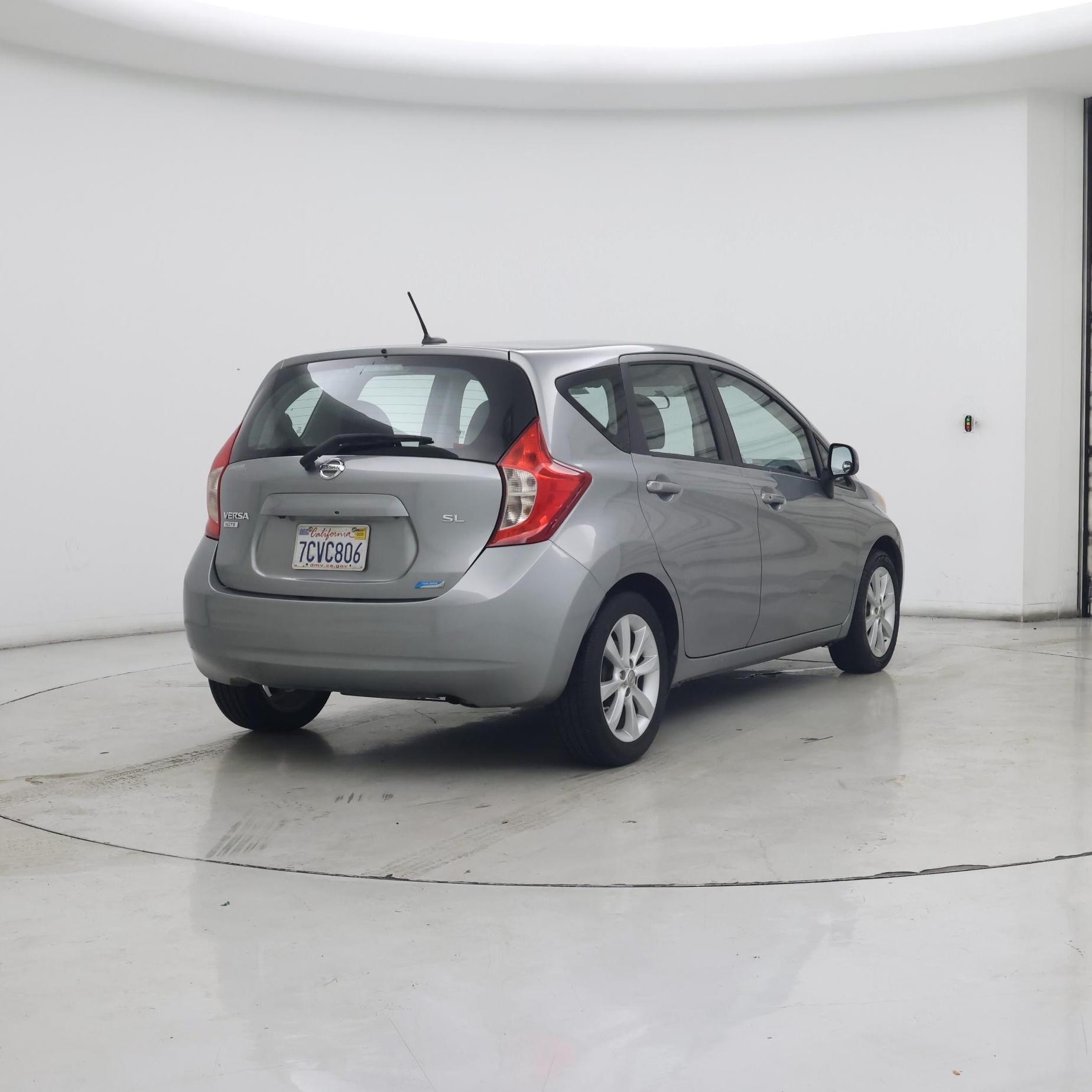 Thumbnail: 2014 Nissan Versa Note - 8