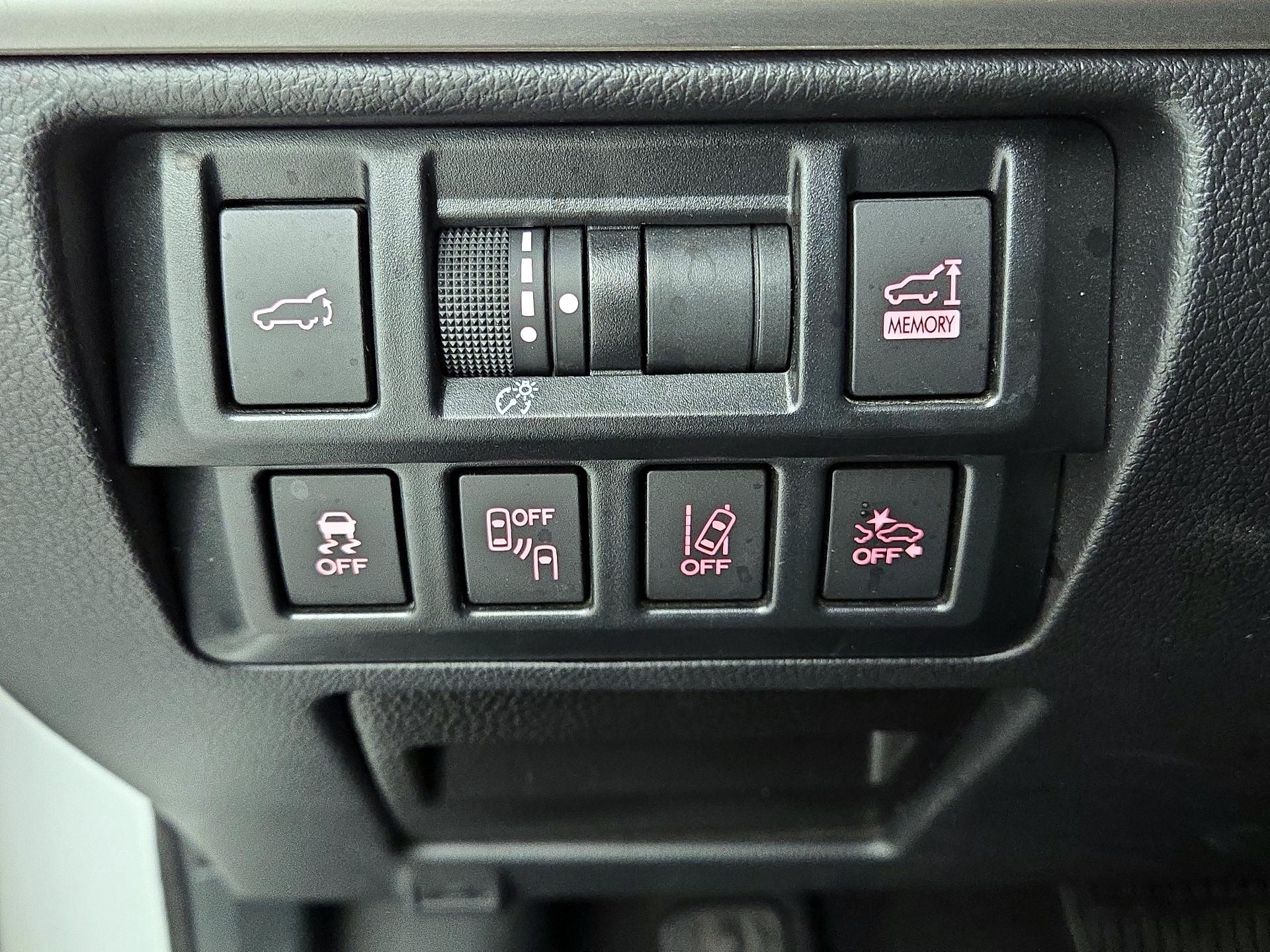 Thumbnail: 2018 Subaru Outback - 13