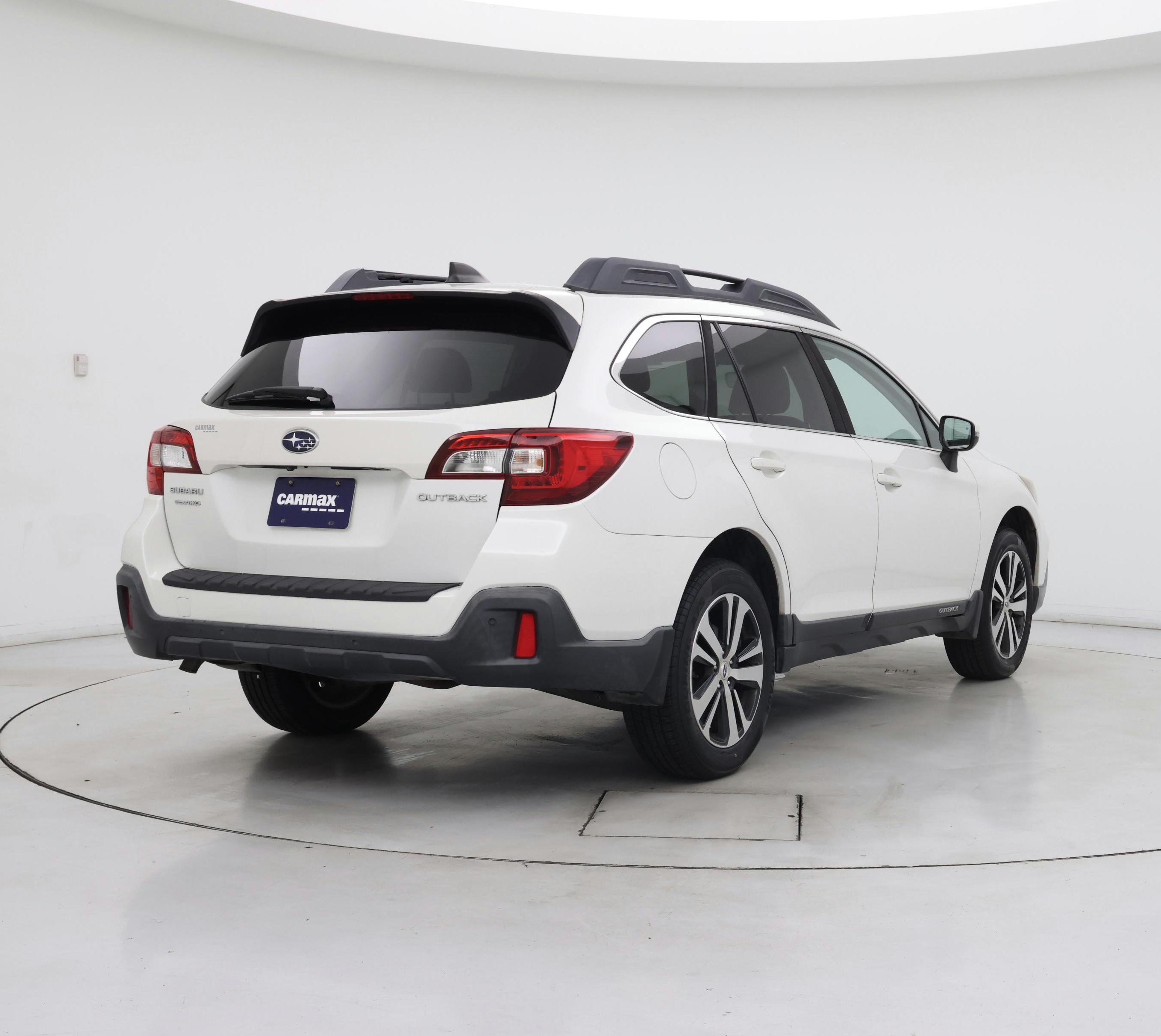 Thumbnail: 2018 Subaru Outback - 8