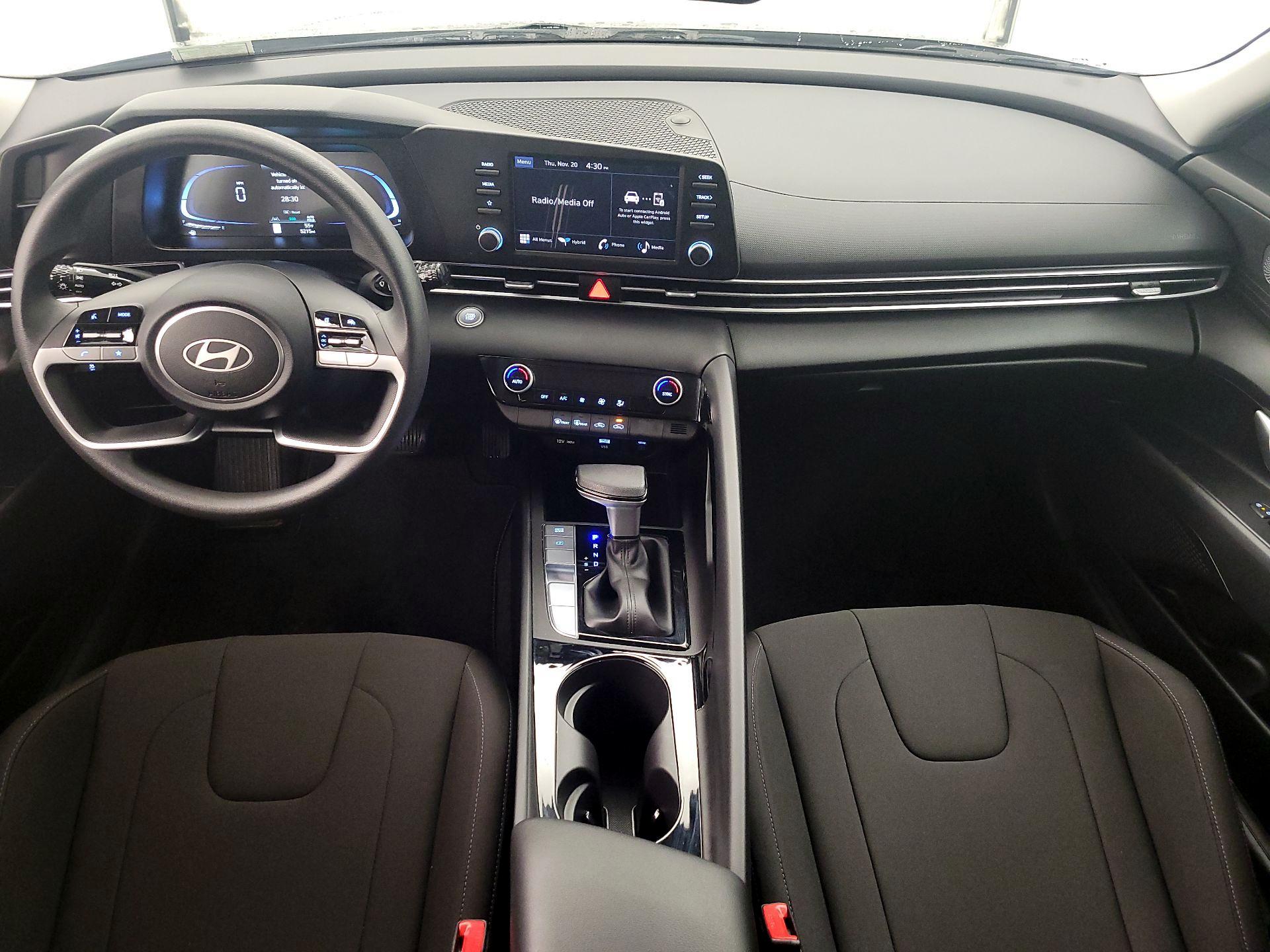 Thumbnail: 2025 Hyundai Elantra - 9