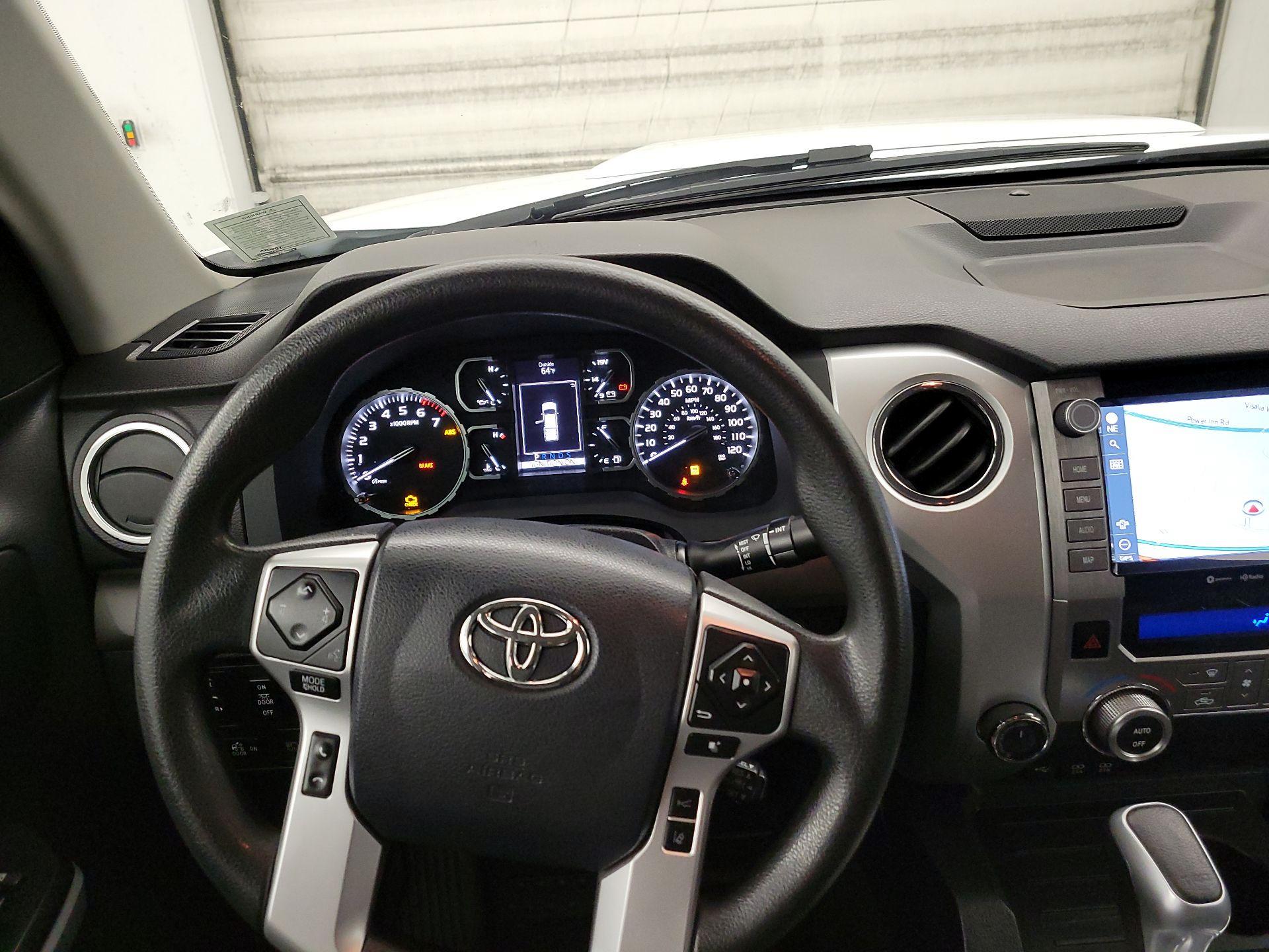 Thumbnail: 2020 Toyota Tundra - 10