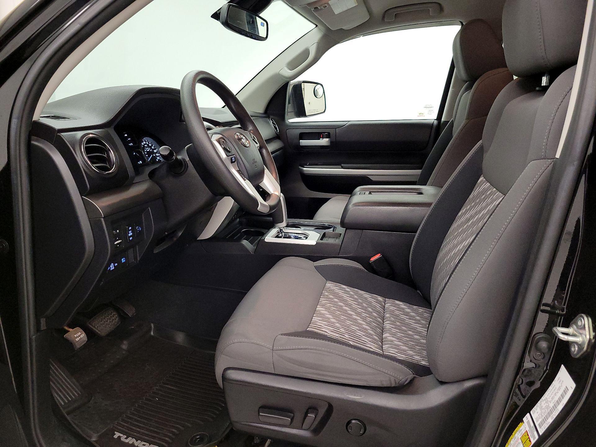 Thumbnail: 2020 Toyota Tundra - 11