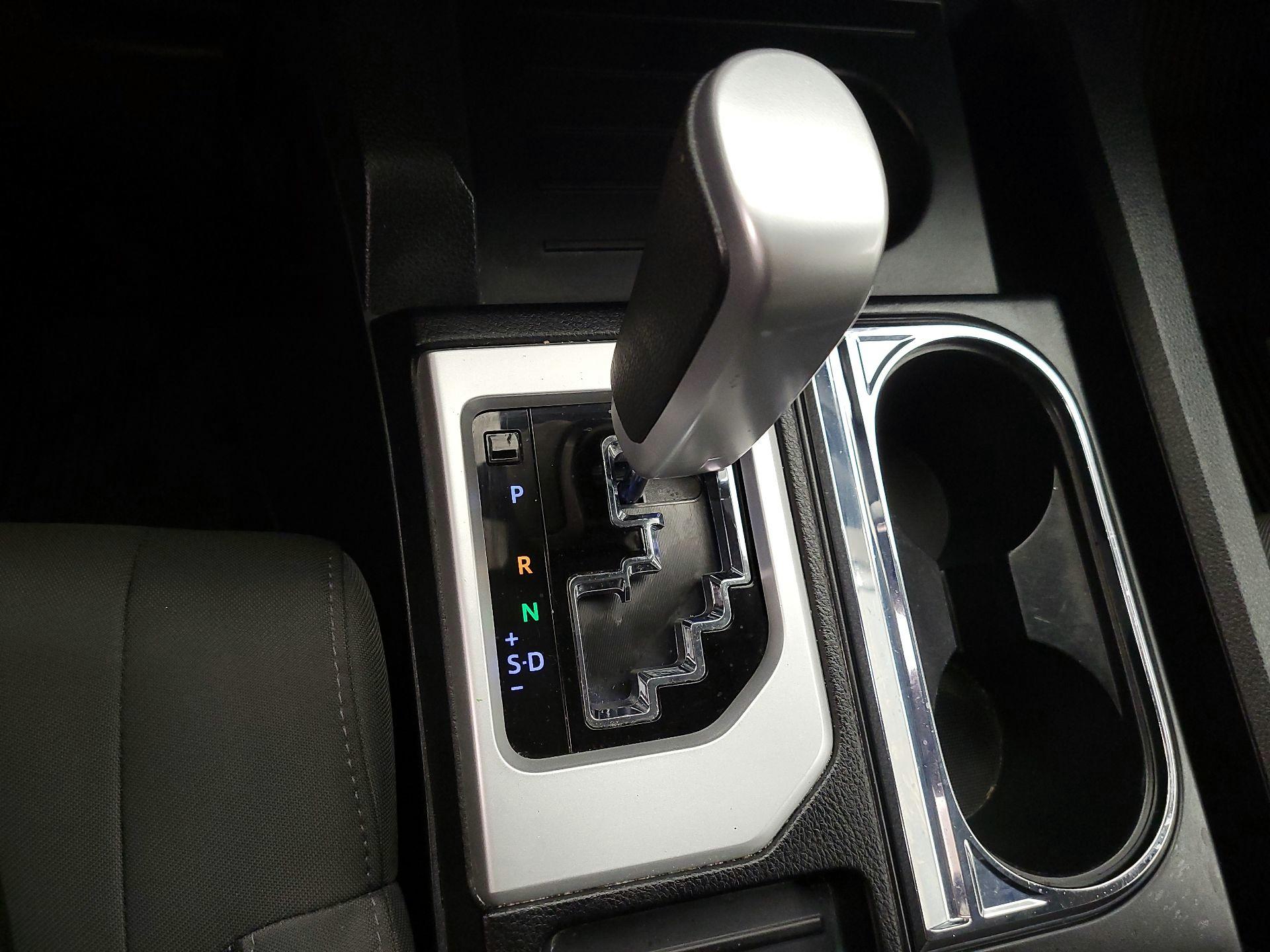 Thumbnail: 2020 Toyota Tundra - 17