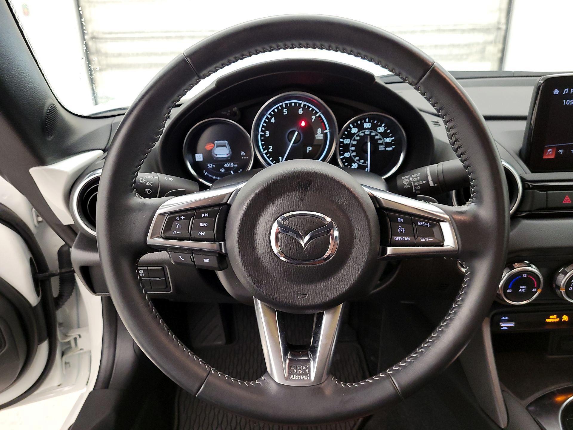 Thumbnail: 2023 Mazda MX-5 Miata - 10