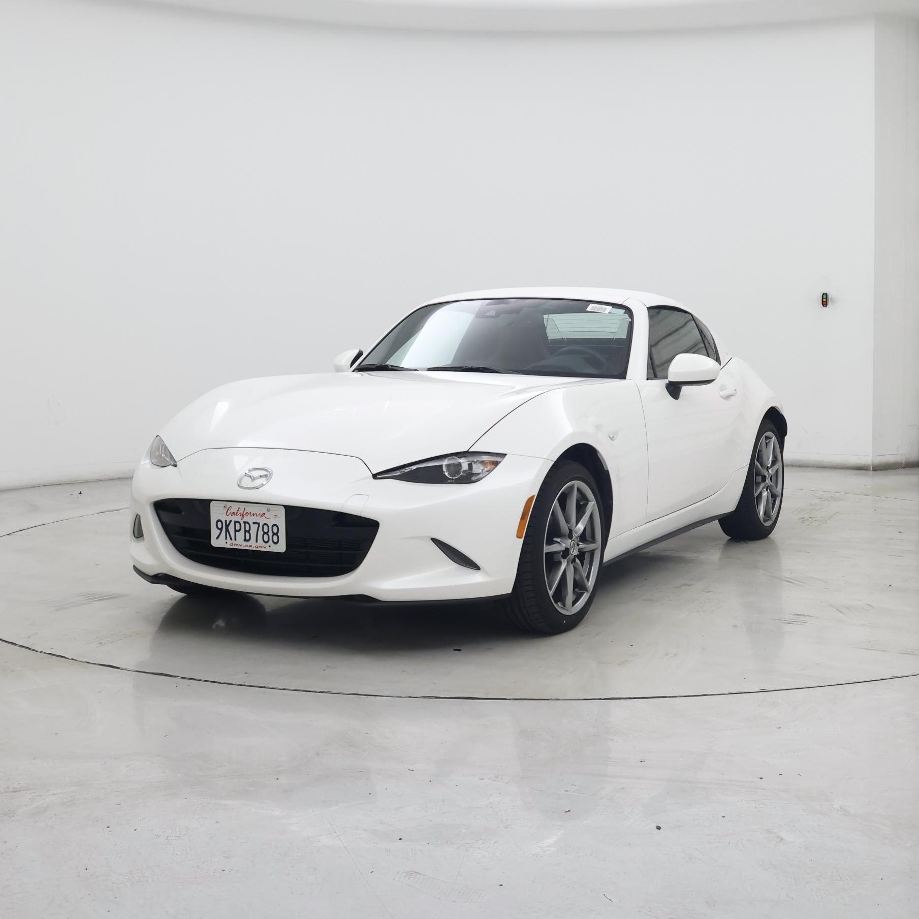 Thumbnail: 2023 Mazda MX-5 Miata - 4