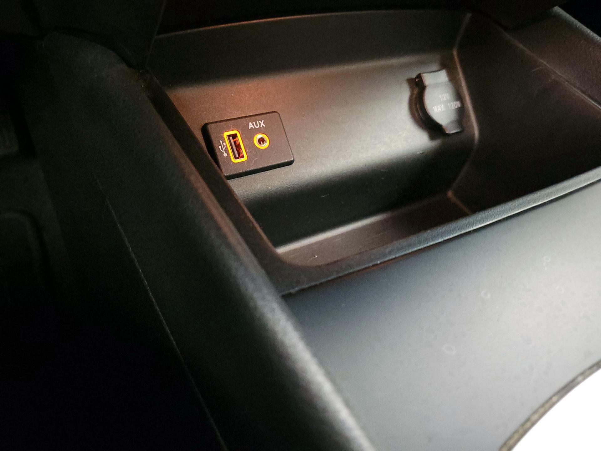 Thumbnail: 2018 Nissan Altima - 18