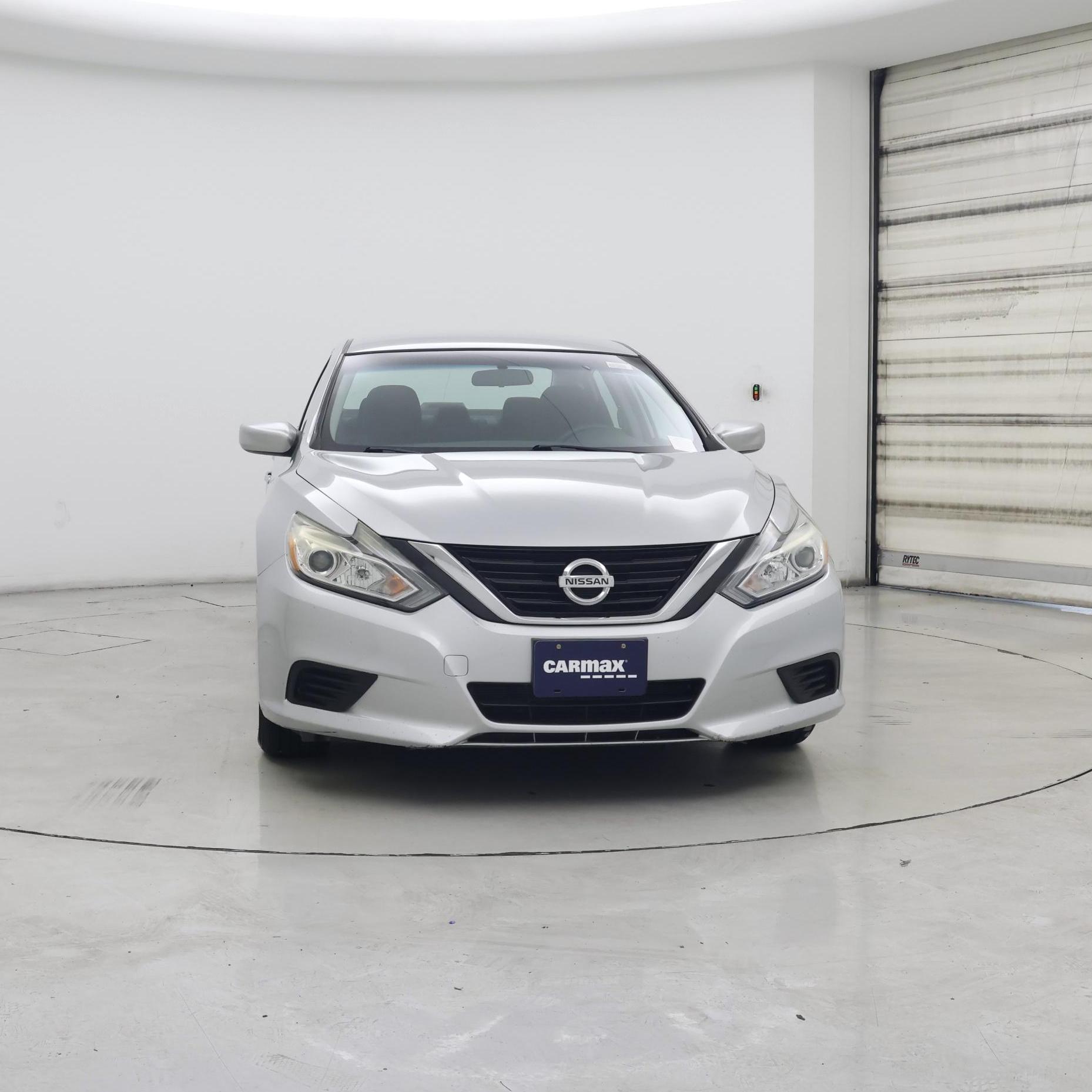 Thumbnail: 2018 Nissan Altima - 5