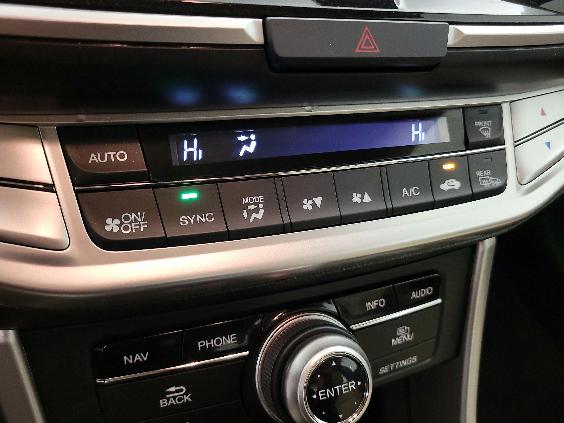 Thumbnail: 2015 Honda Accord - 17