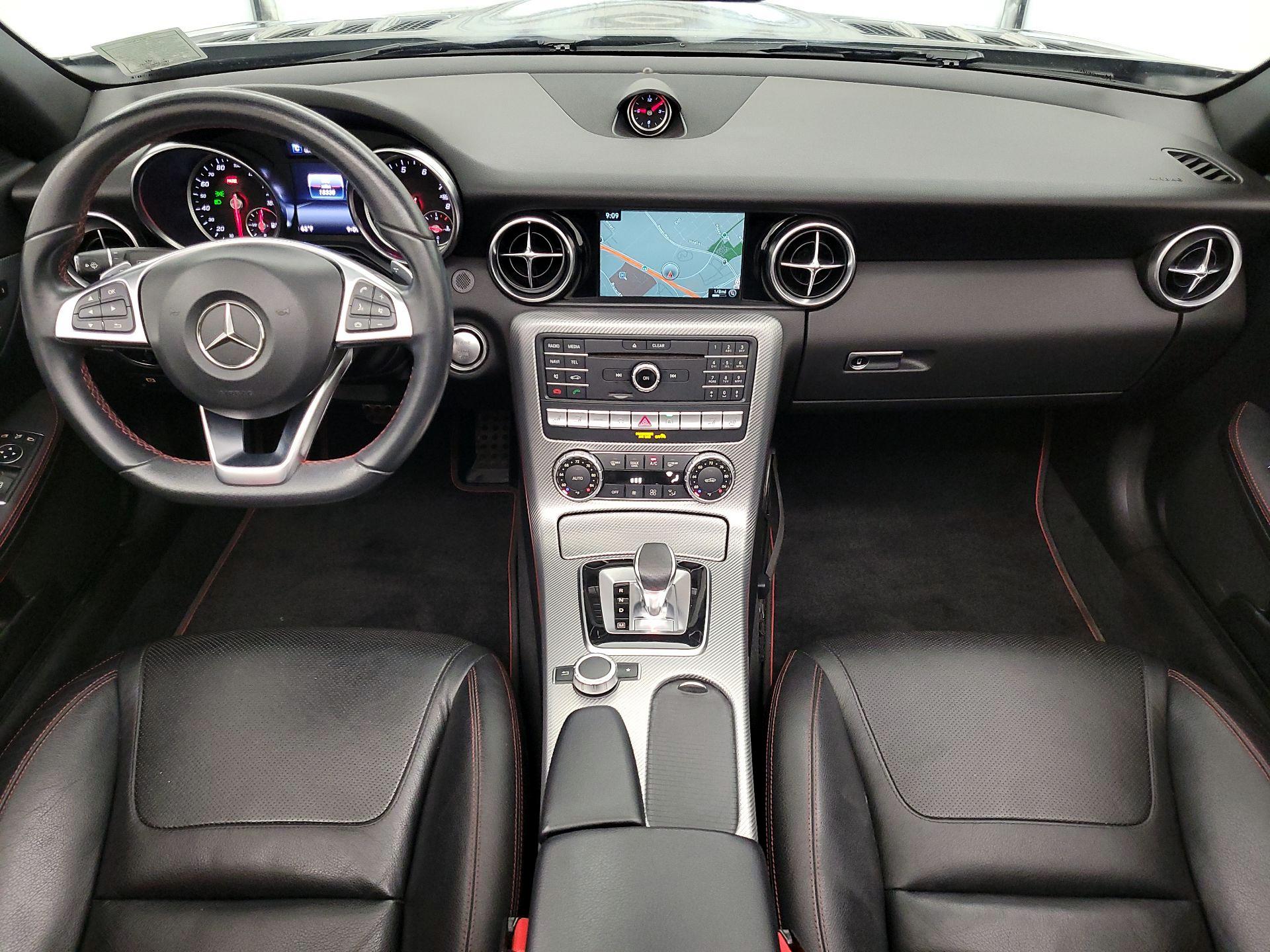 Thumbnail: 2018 Mercedes-Benz SLC - 9