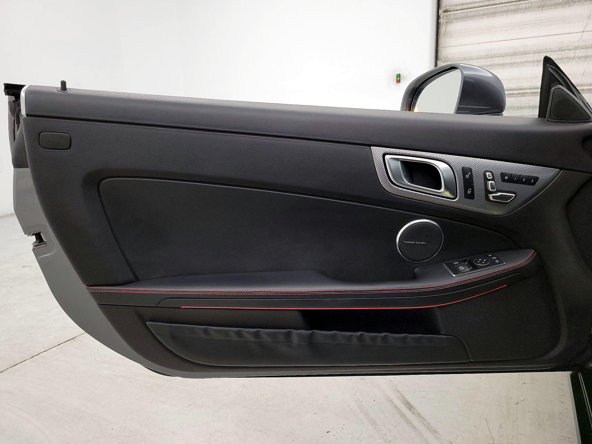 Thumbnail: 2018 Mercedes-Benz SLC - 12