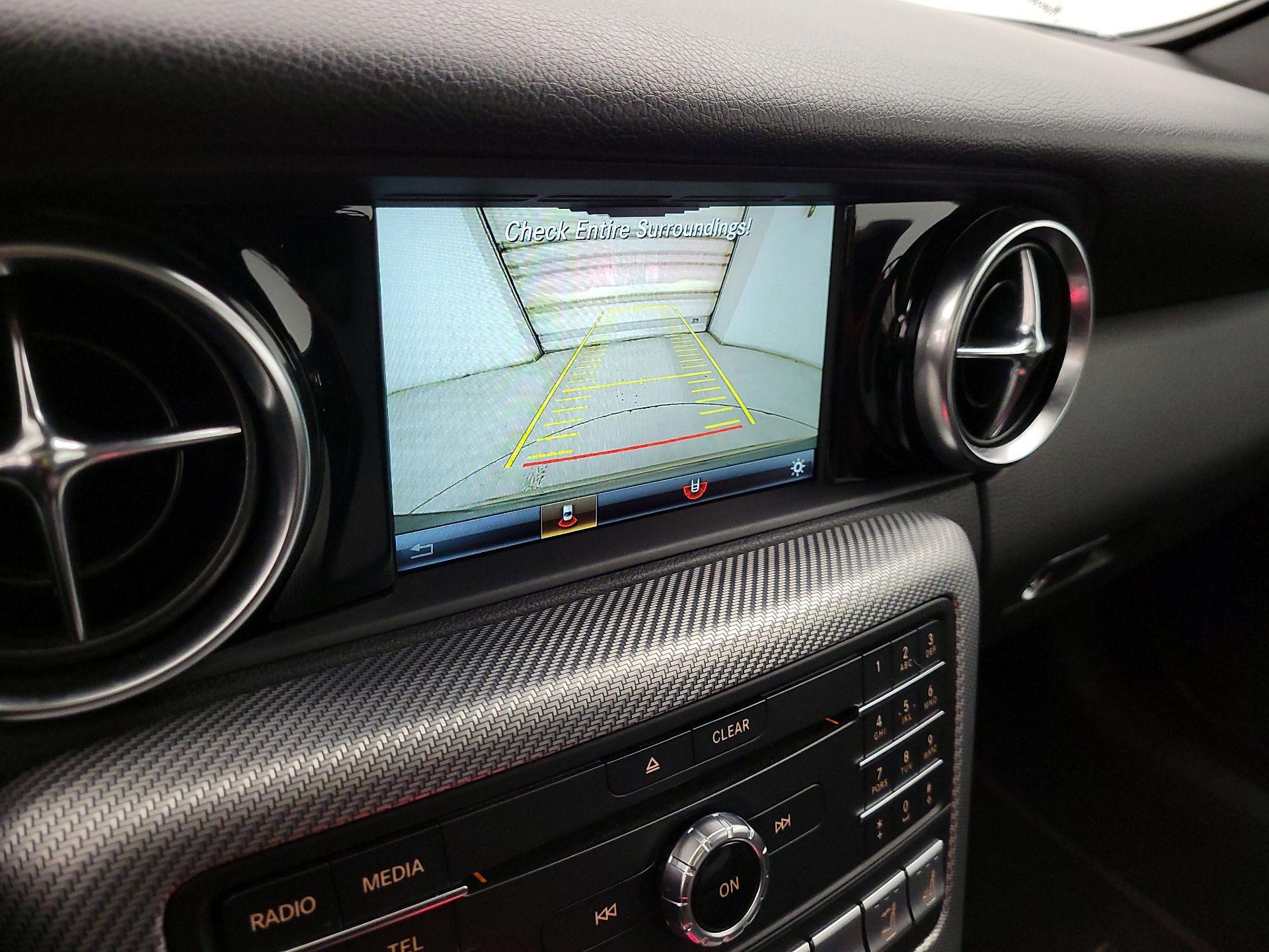 Thumbnail: 2018 Mercedes-Benz SLC - 15