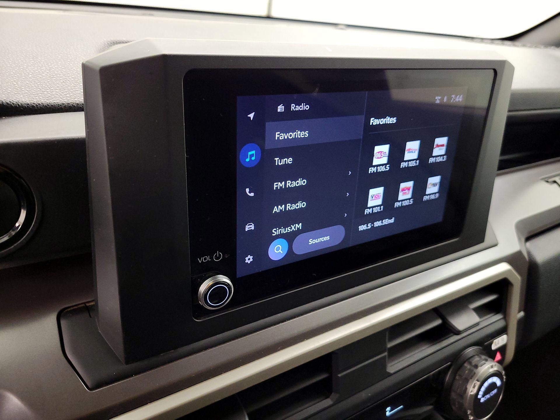 Thumbnail: 2024 Toyota Tacoma - 15