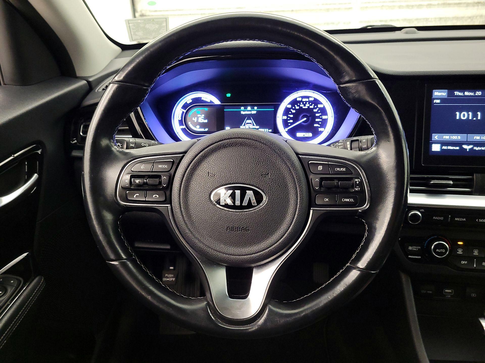 Thumbnail: 2020 Kia Niro - 10