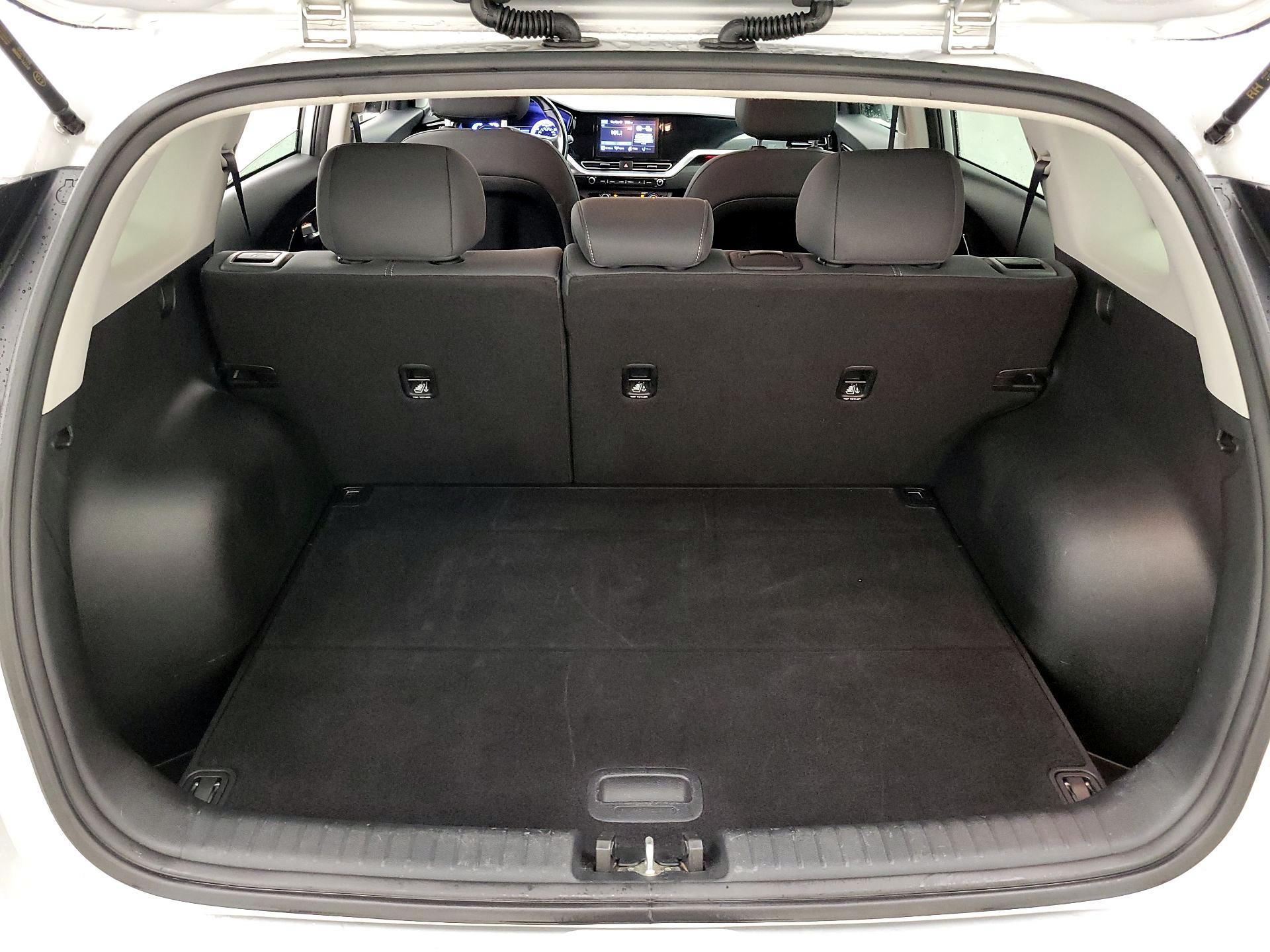 Thumbnail: 2020 Kia Niro - 19