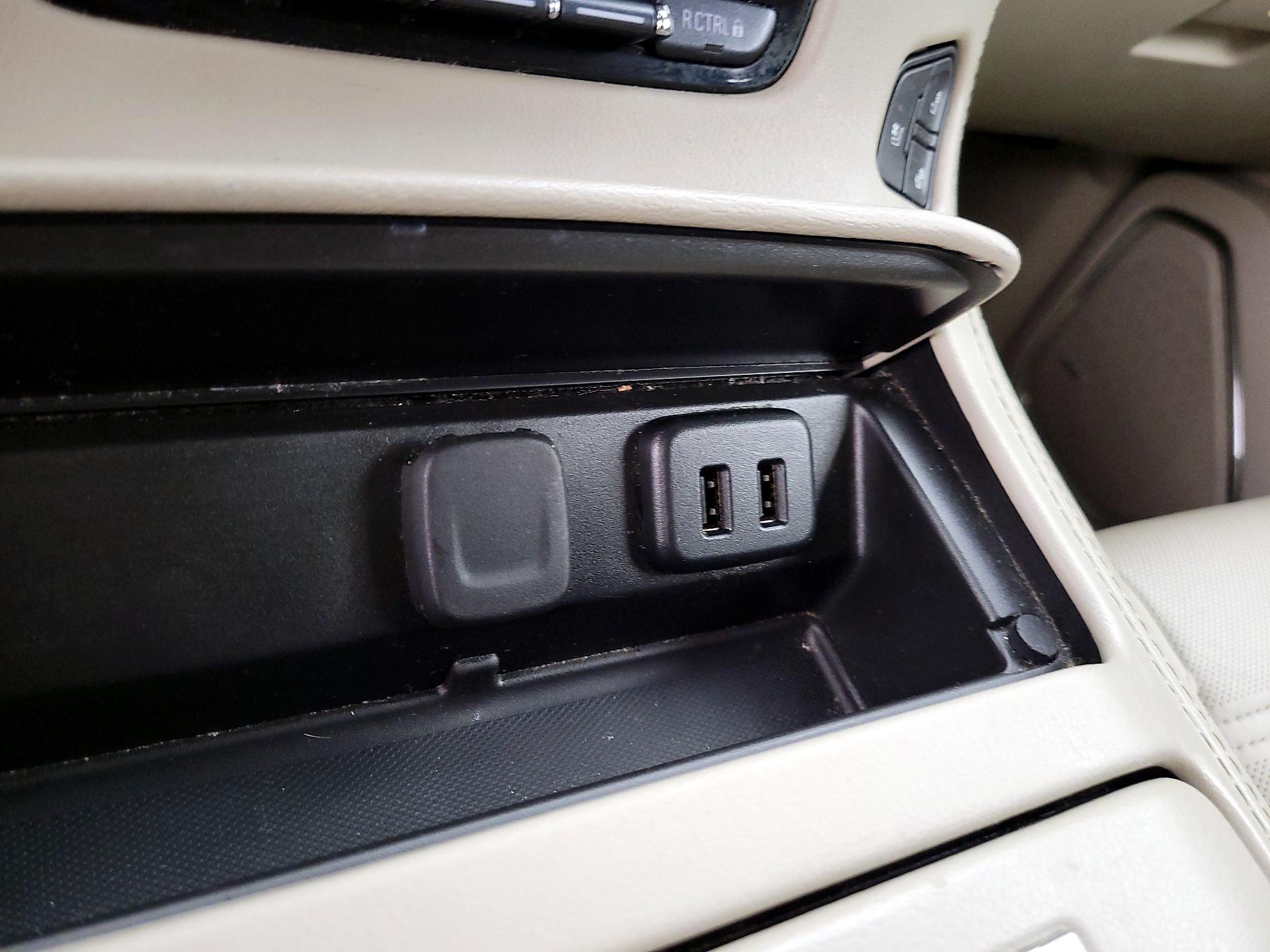 Thumbnail: 2019 GMC Yukon - 18