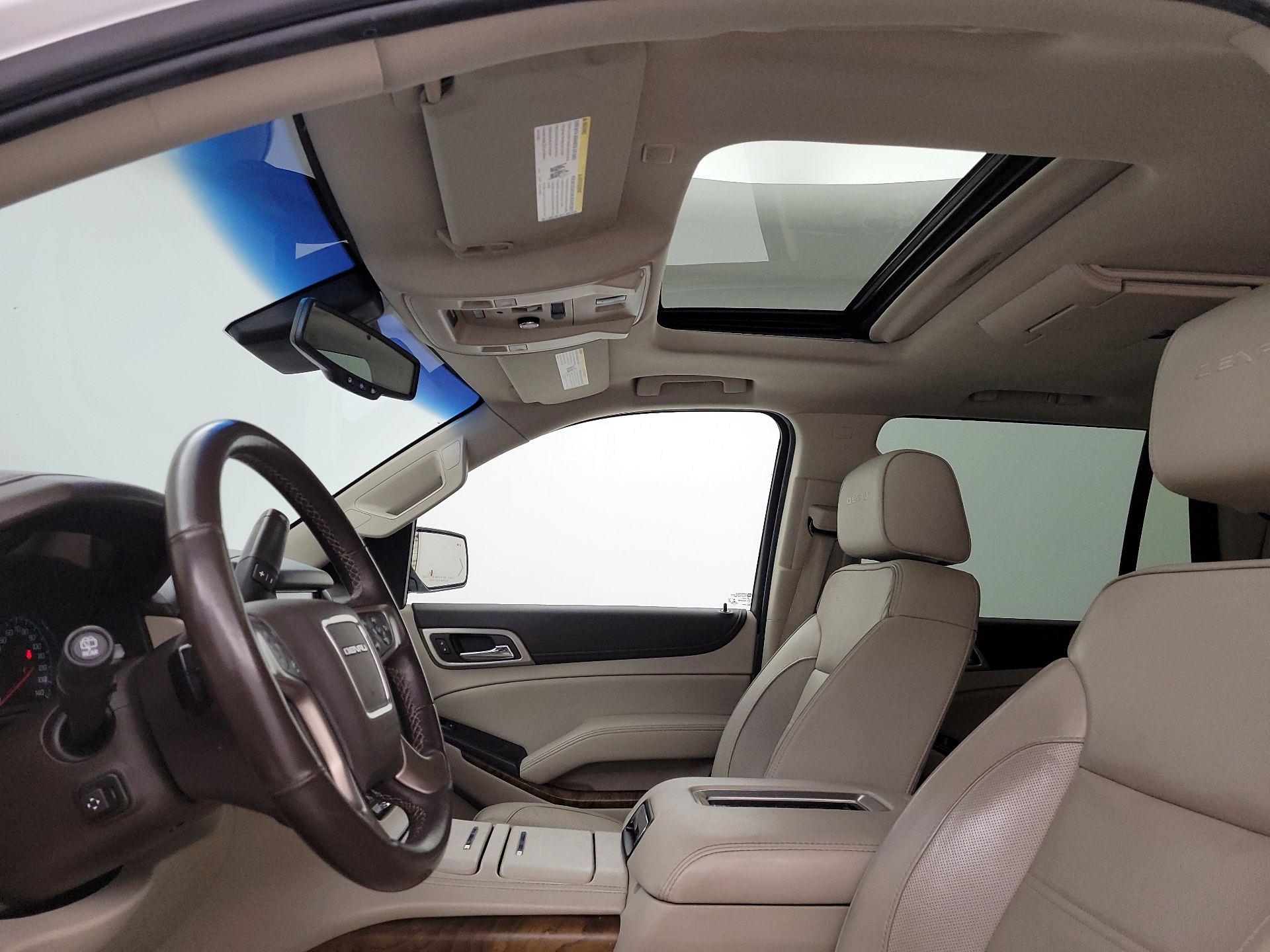 Thumbnail: 2019 GMC Yukon - 19