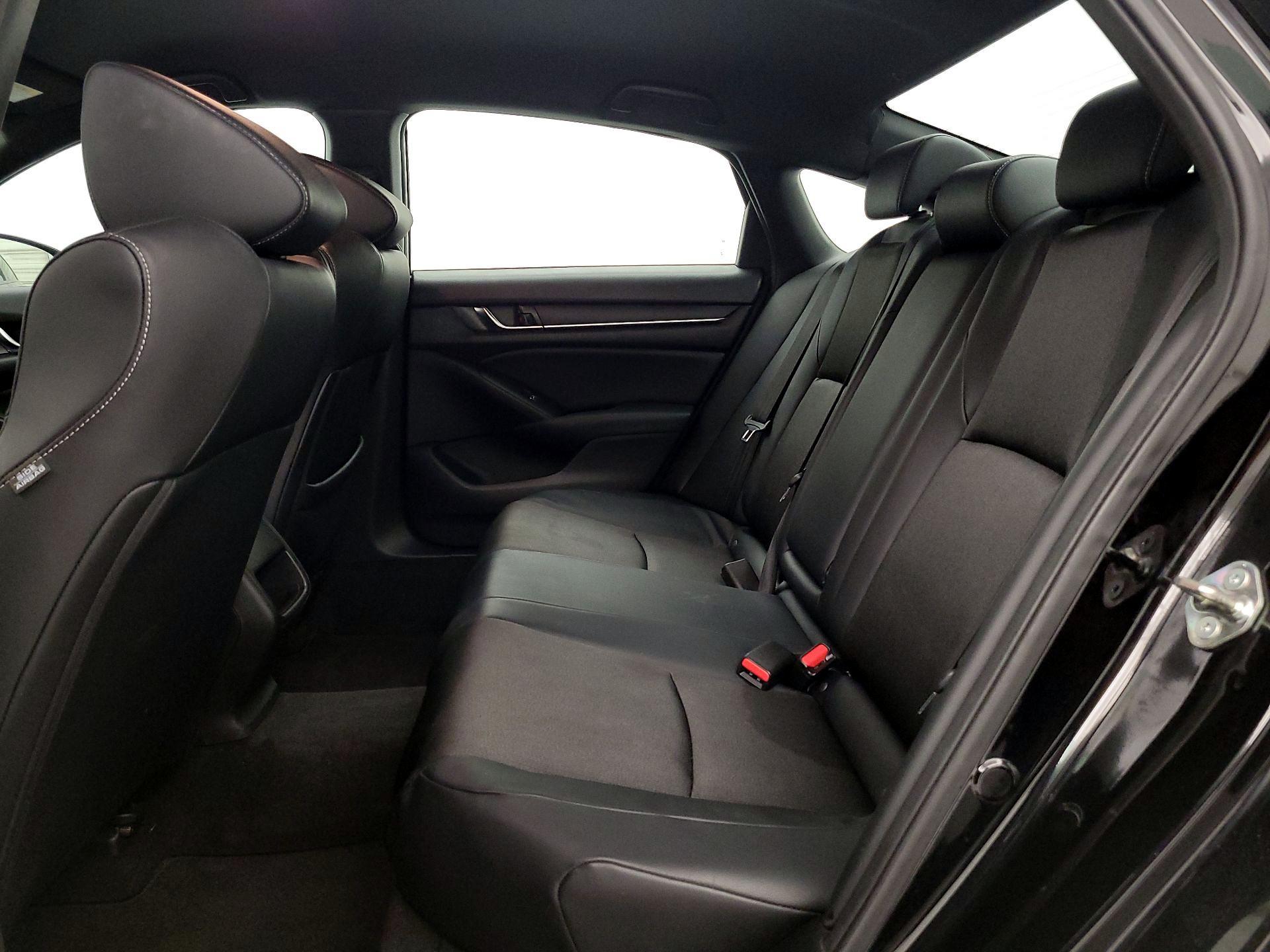 Thumbnail: 2018 Honda Accord - 19