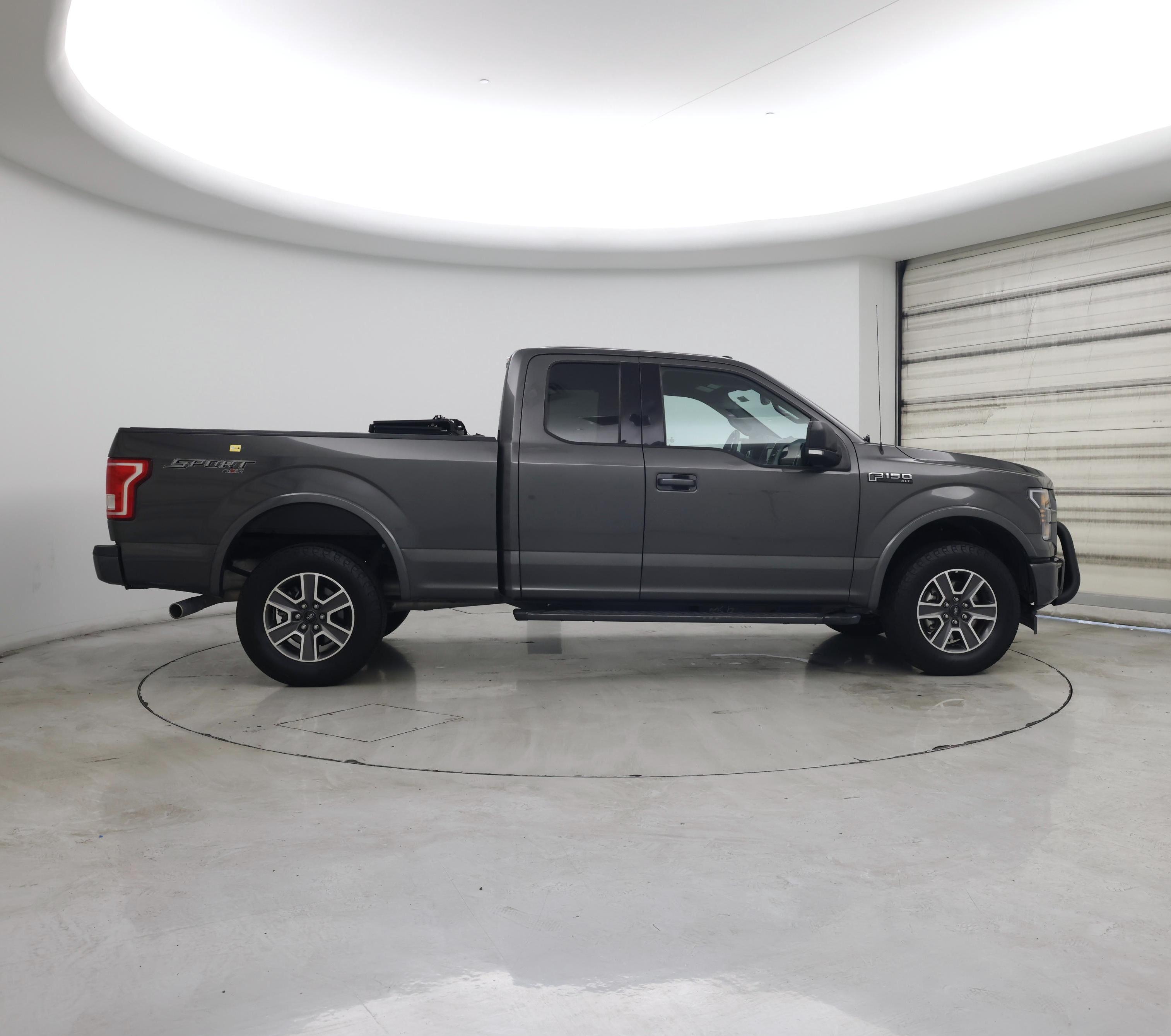 Thumbnail: 2017 Ford F-150 - 7