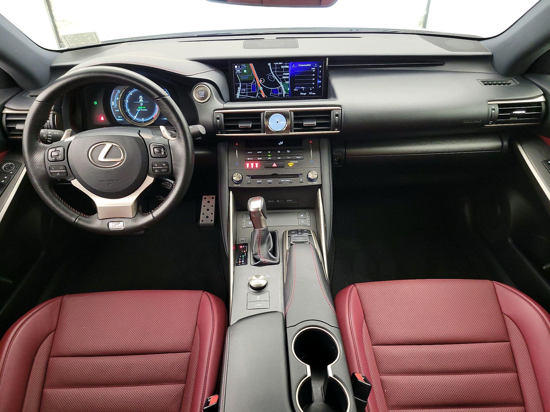 Thumbnail: 2019 Lexus IS - 9