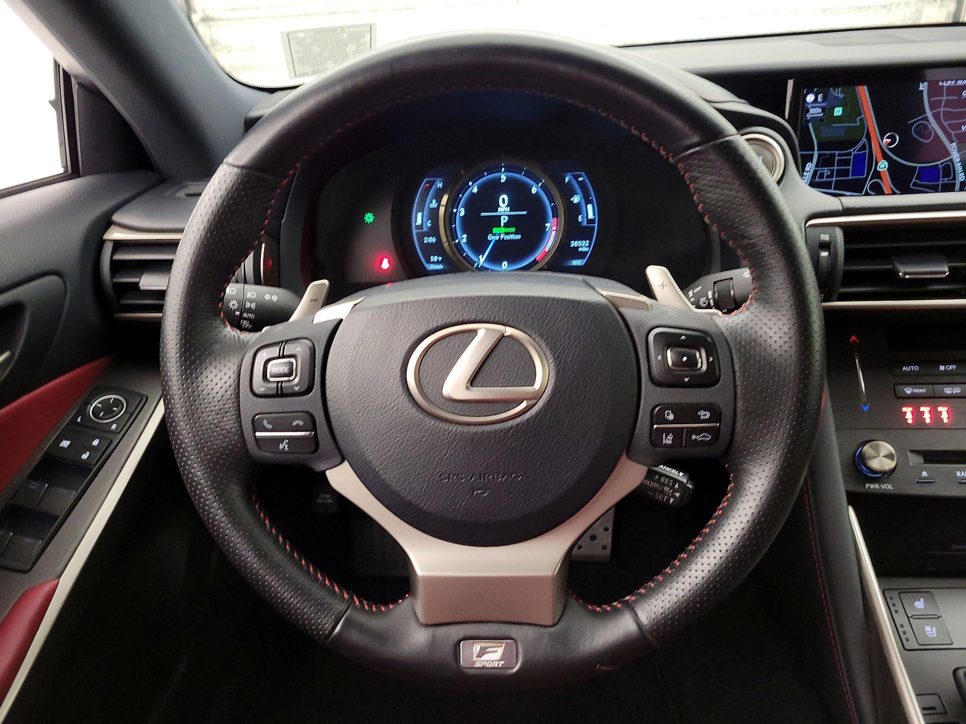 Thumbnail: 2019 Lexus IS - 10