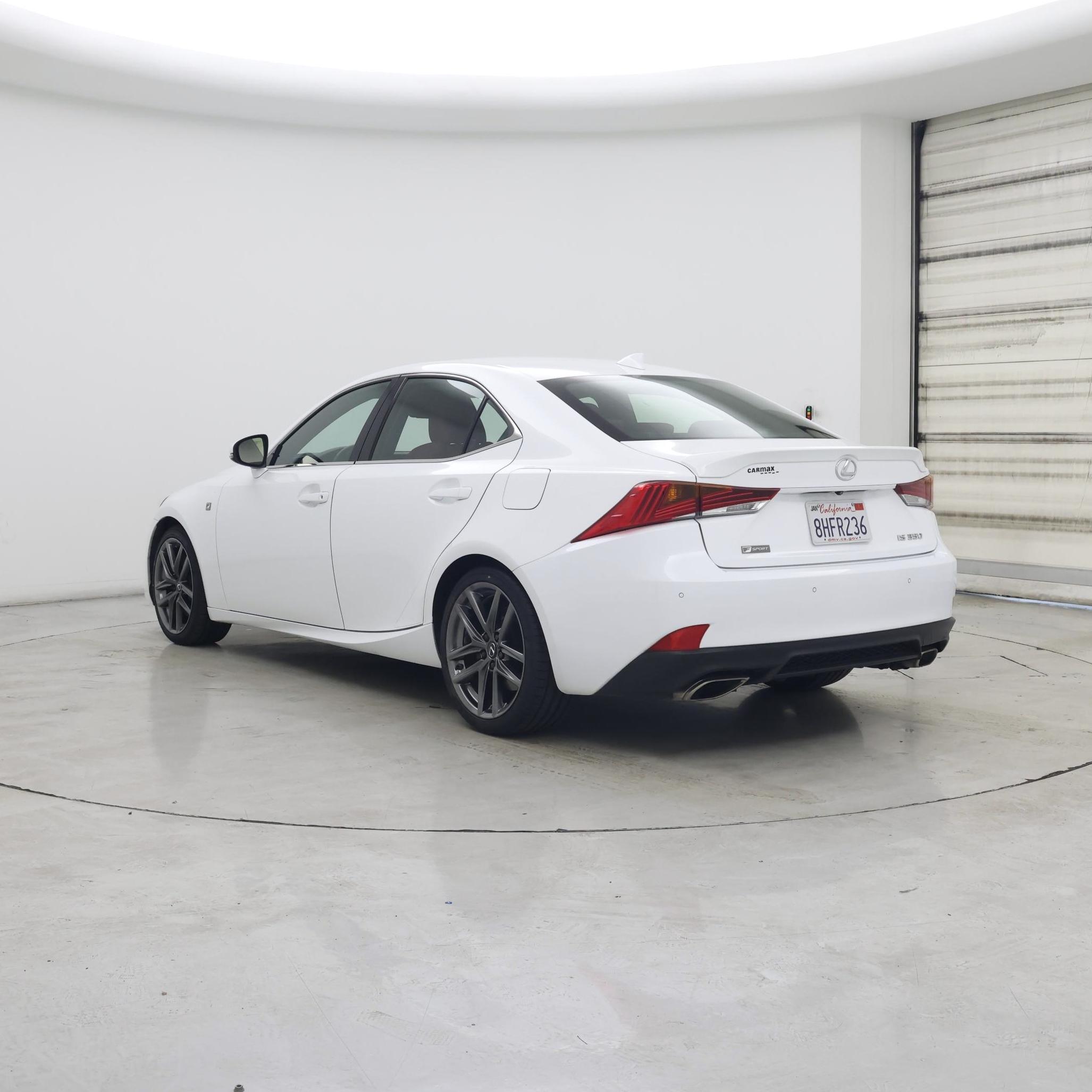 Thumbnail: 2019 Lexus IS - 2