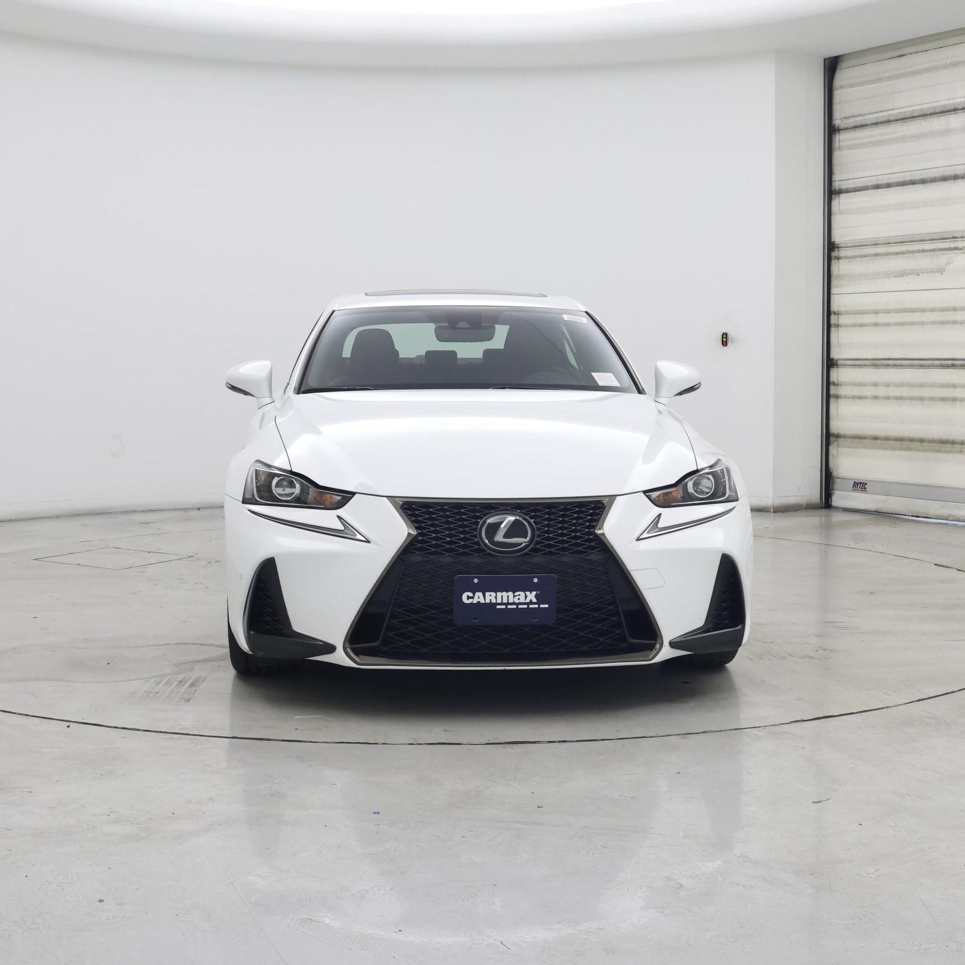 Thumbnail: 2019 Lexus IS - 5