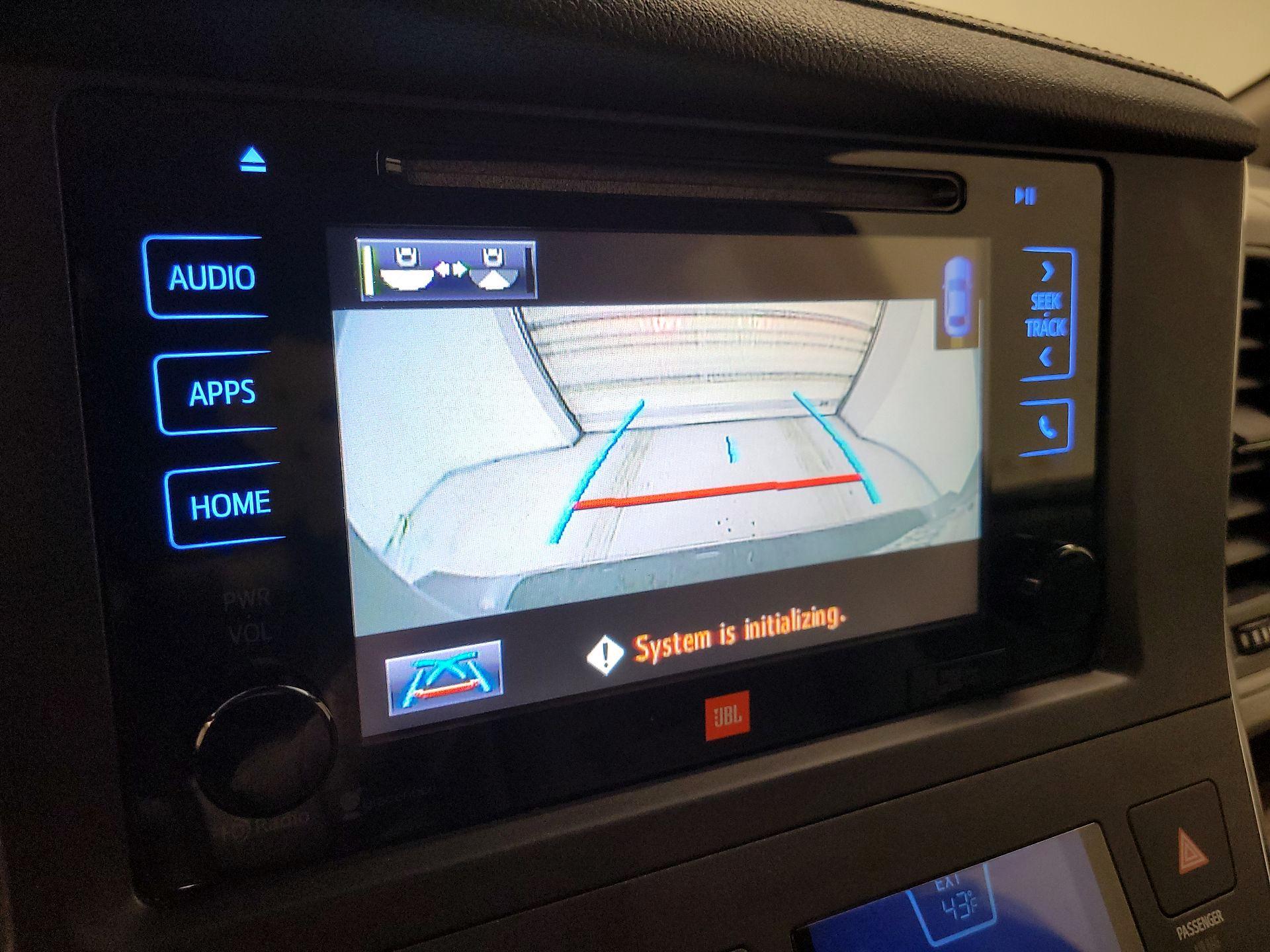 Thumbnail: 2015 Toyota Sienna - 14