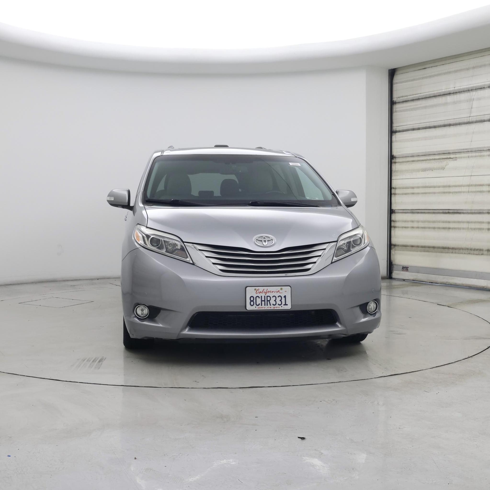 Thumbnail: 2015 Toyota Sienna - 5