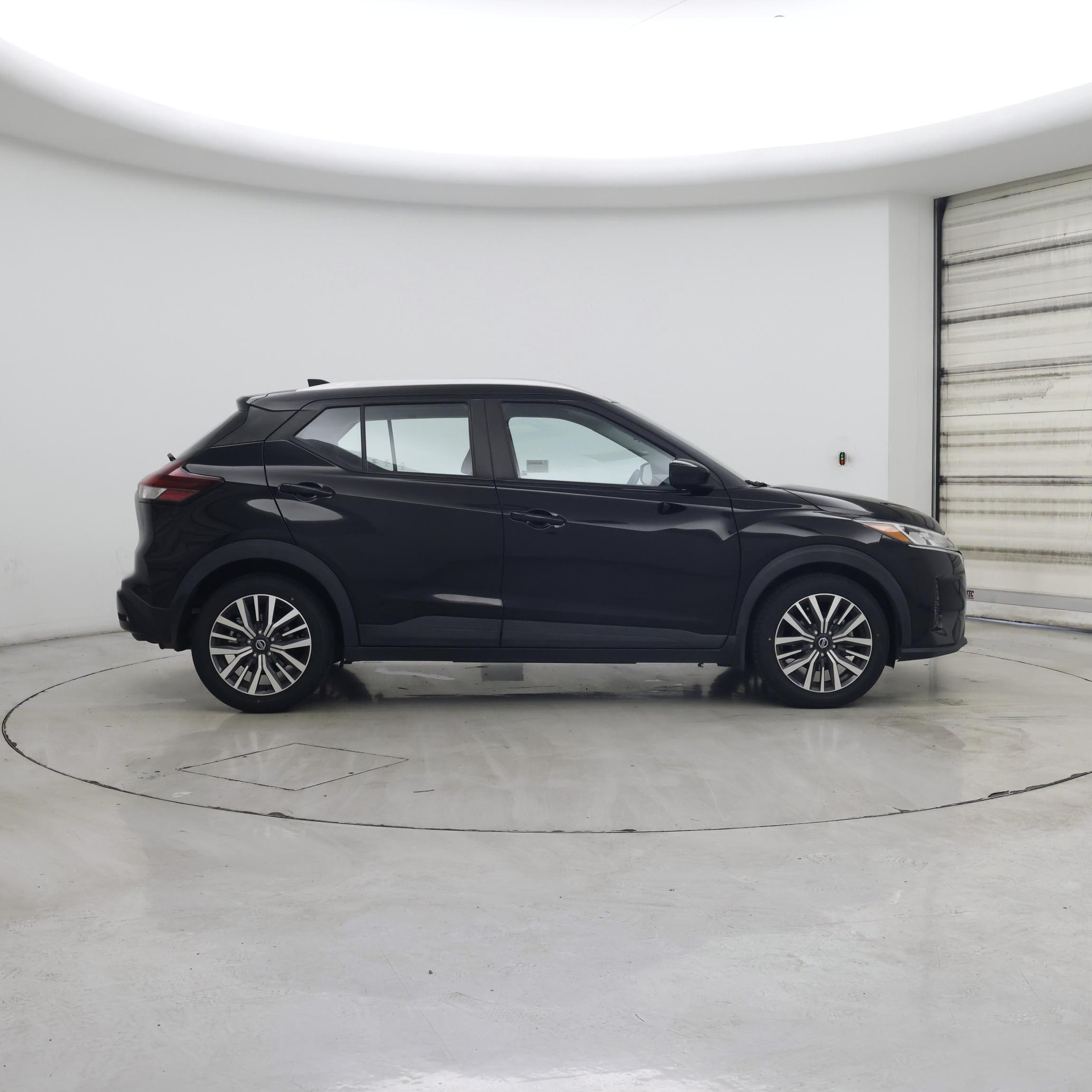 Thumbnail: 2021 Nissan Kicks - 7