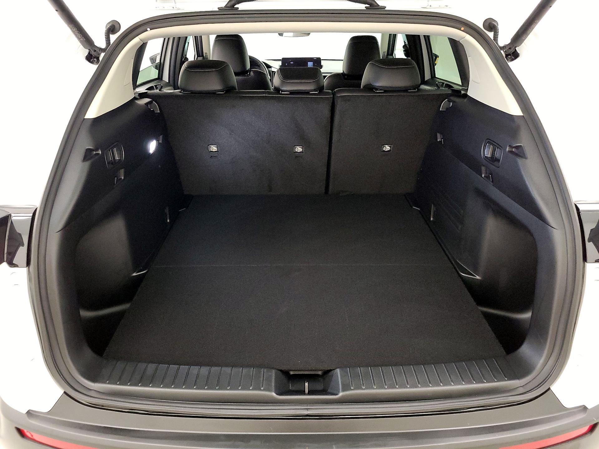 Thumbnail: 2025 Mazda CX-50 - 18