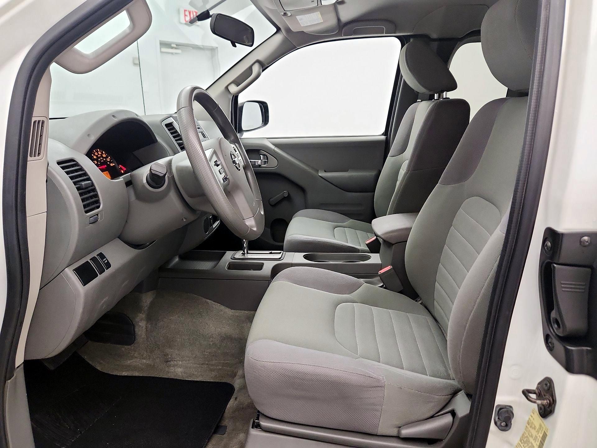 Thumbnail: 2015 Nissan Frontier - 11