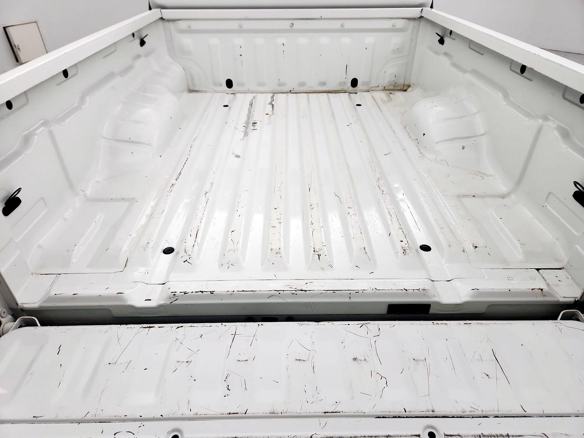 Thumbnail: 2015 Nissan Frontier - 18